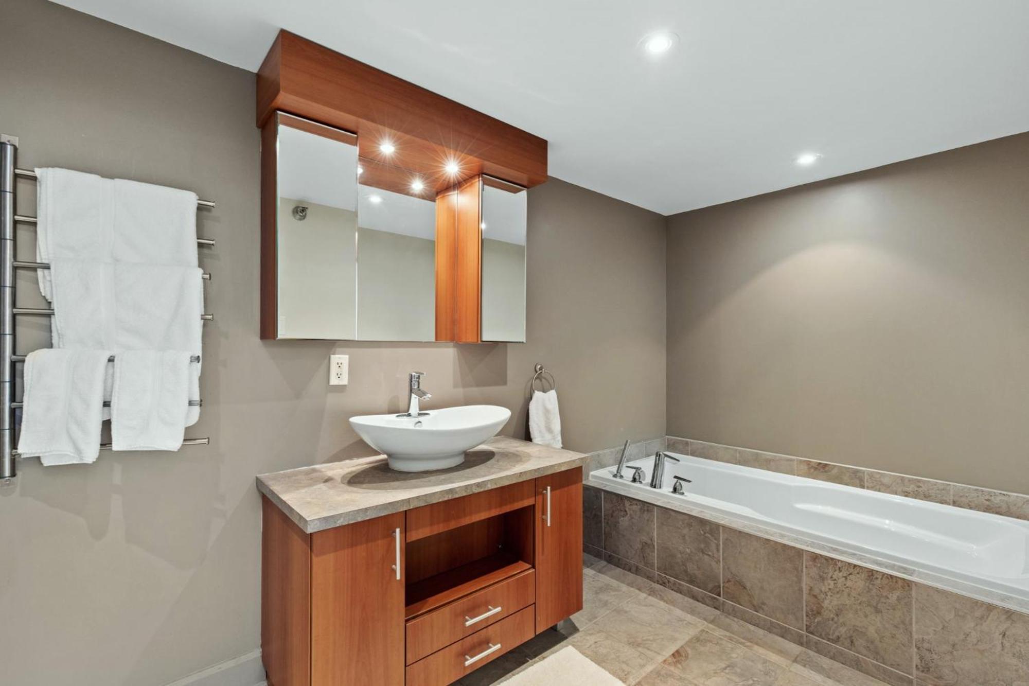 Luxieux Loft Au Coeur Du Plateau Mont-royal *