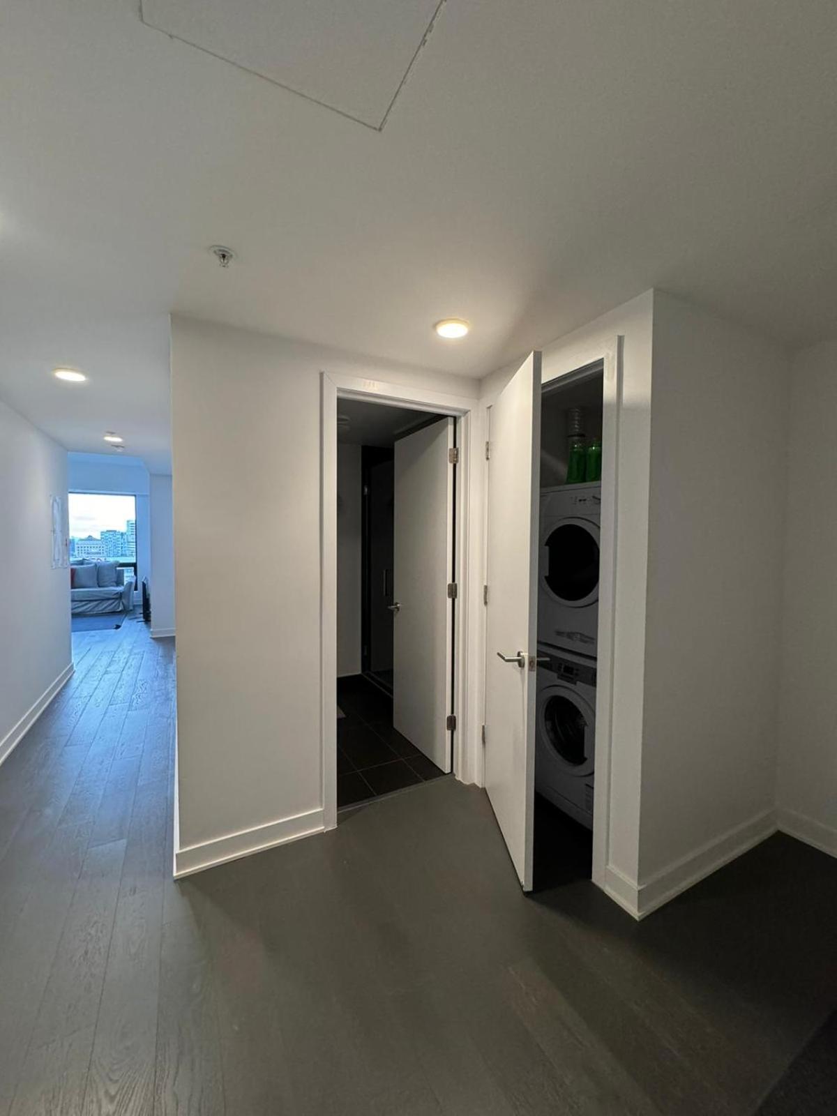 Apartment Luxurious In Downtown *