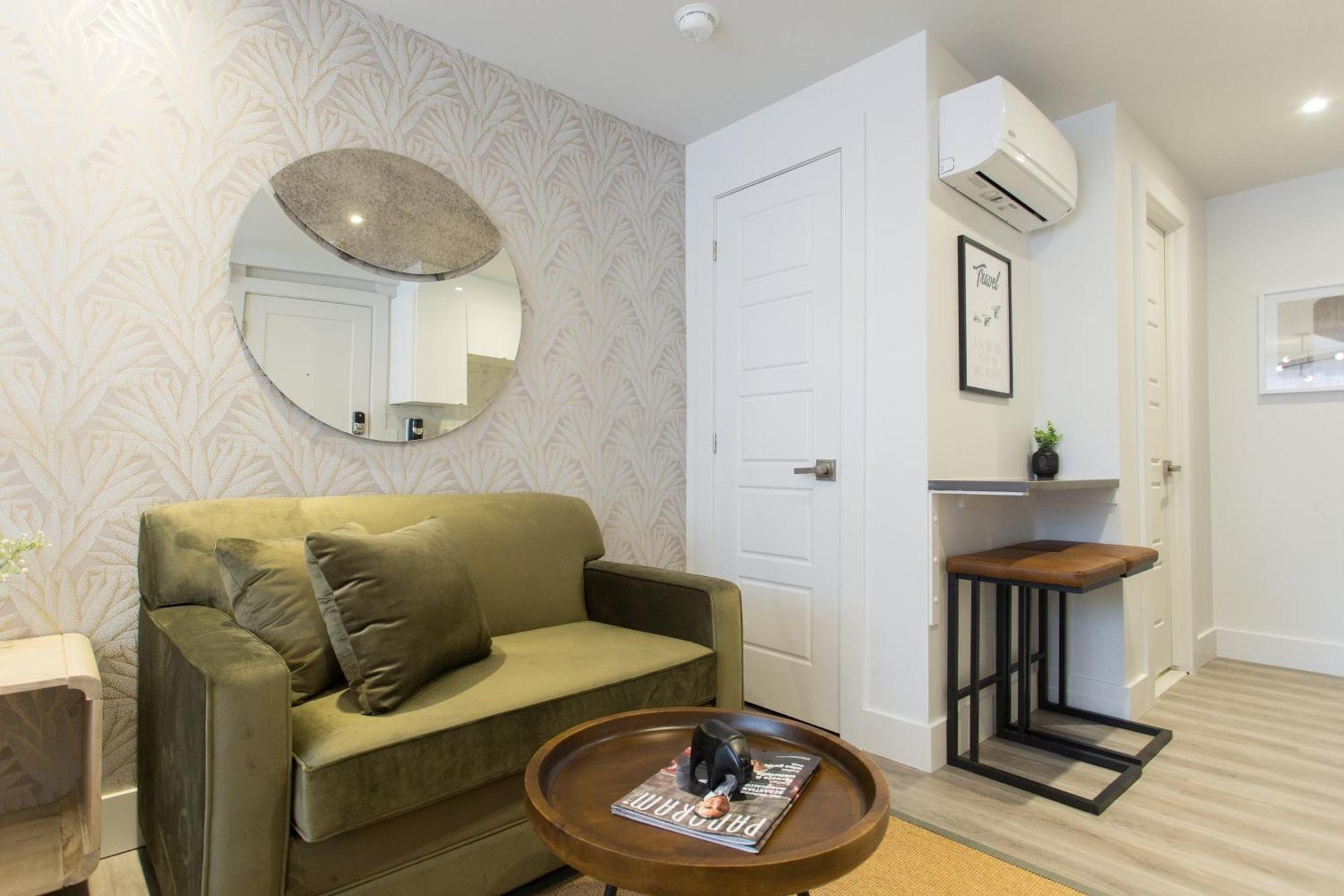 Serene And Styled Little Italy Full Bath By Den * Montreal