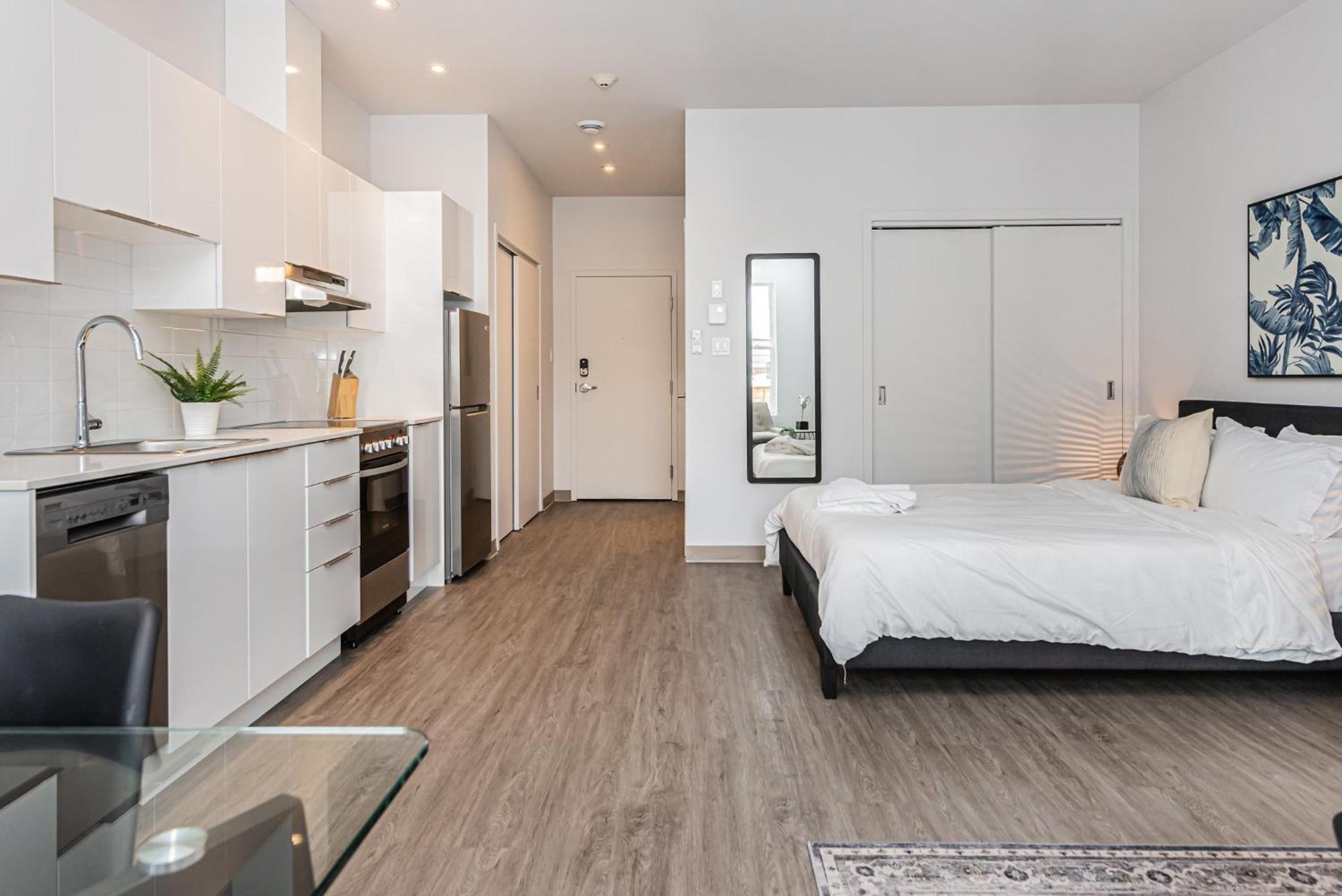 Apartment Modern And New In The Heart Of The By Den *