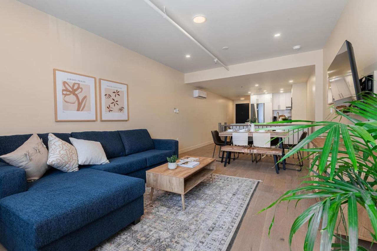 Apartment 2br Downtown With Balcony