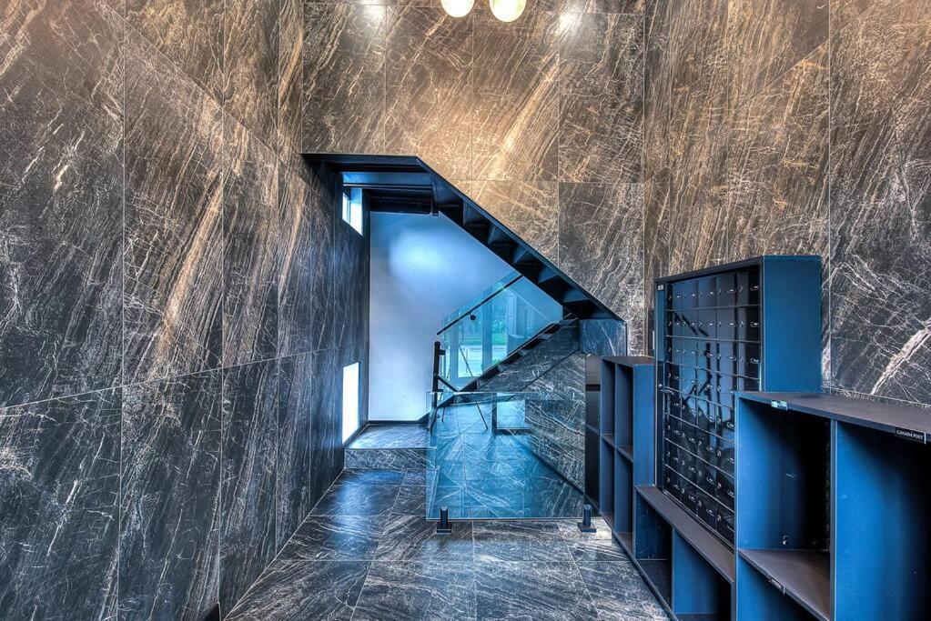 Apartment Ndg Dreams! New & Modern 3br Easy Life Montreal