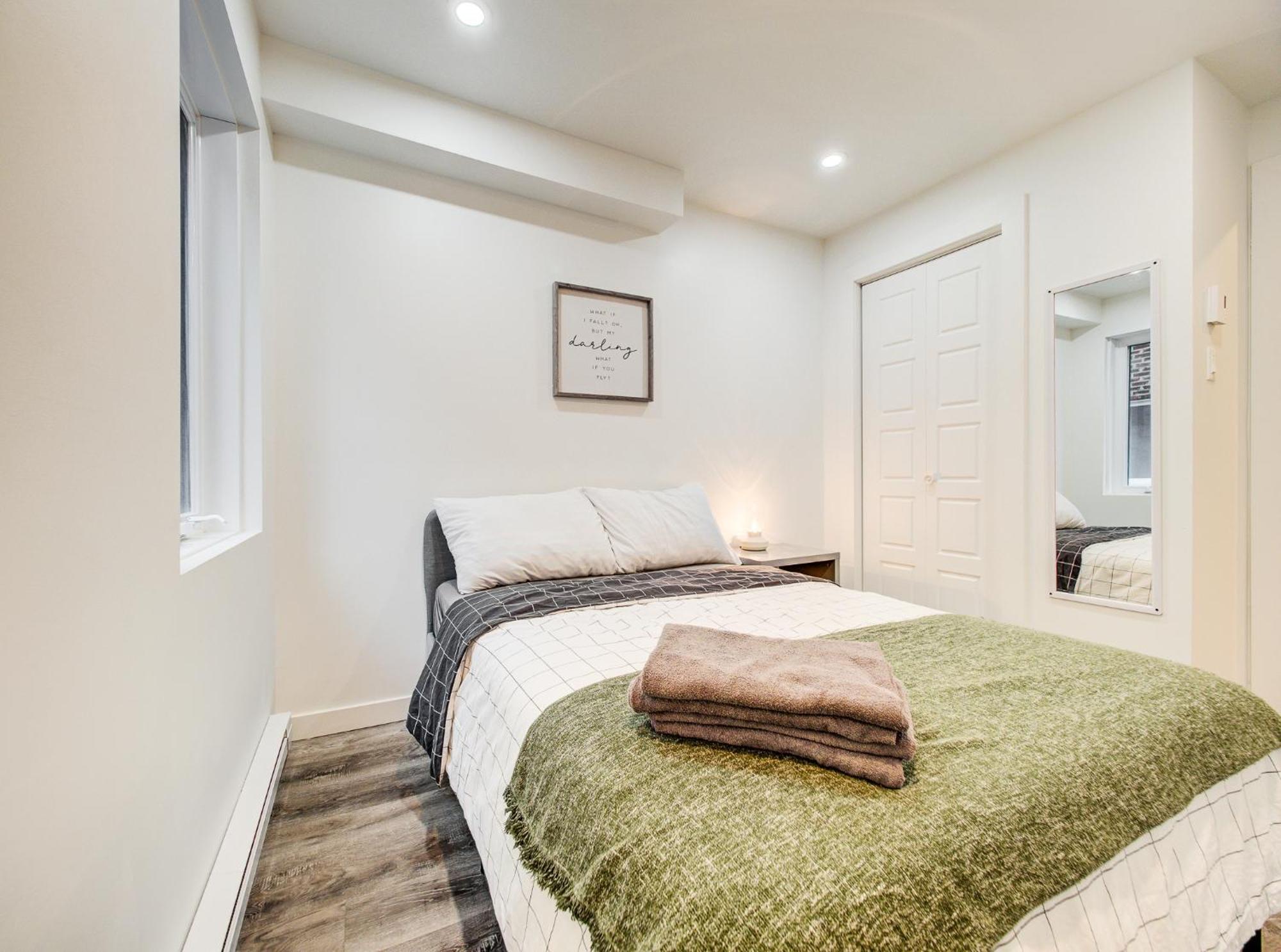 Apartment Ndg Spacious 4-br In The Heart Of Montreal