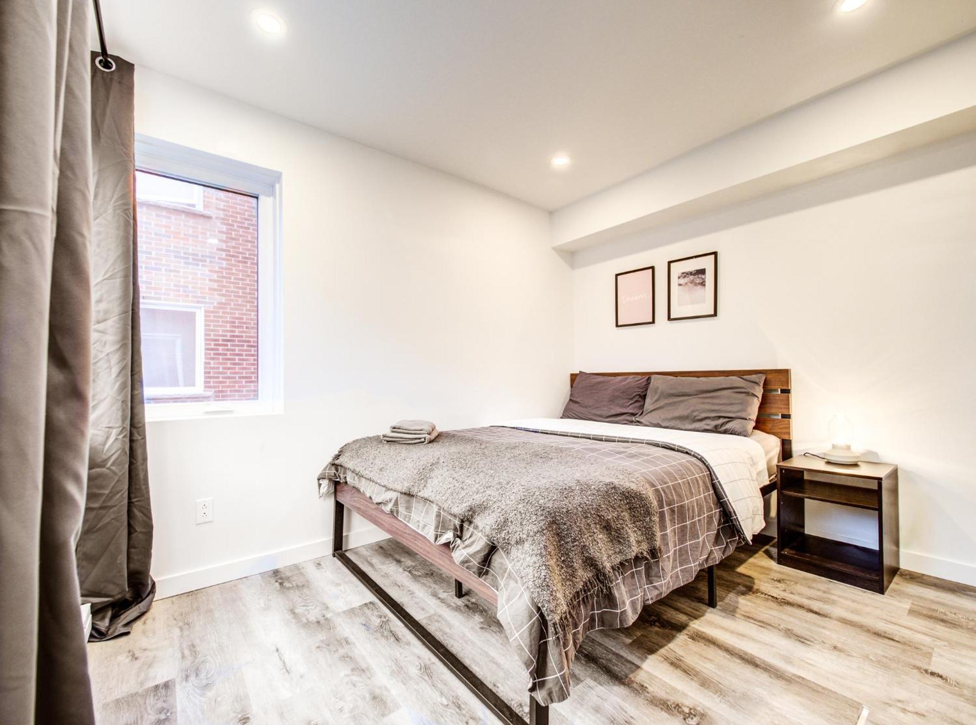 Ndg Spacious 4-br In The Heart Of Montreal