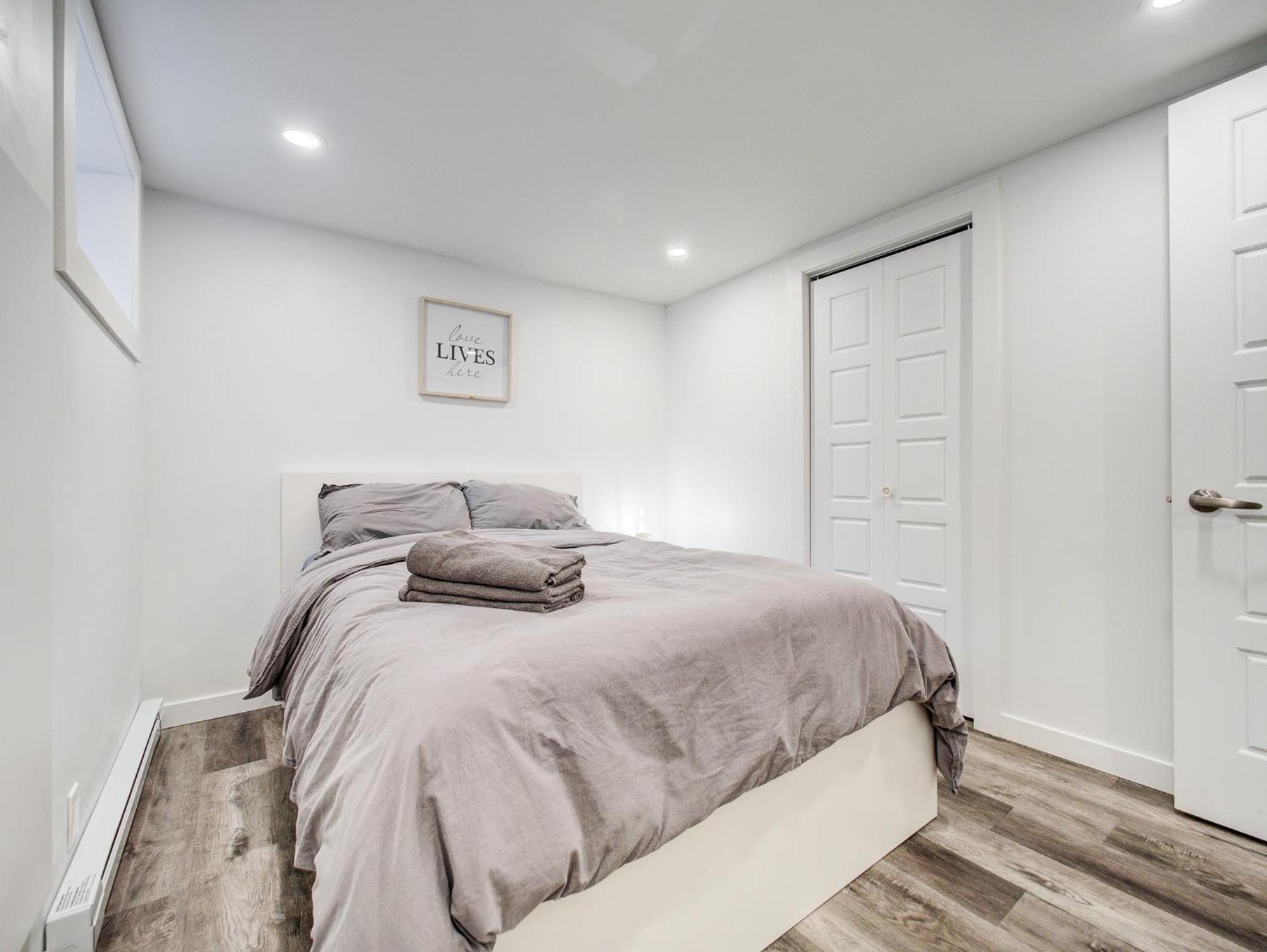 Apartment Ndg Spacious 4-br In The Heart Of