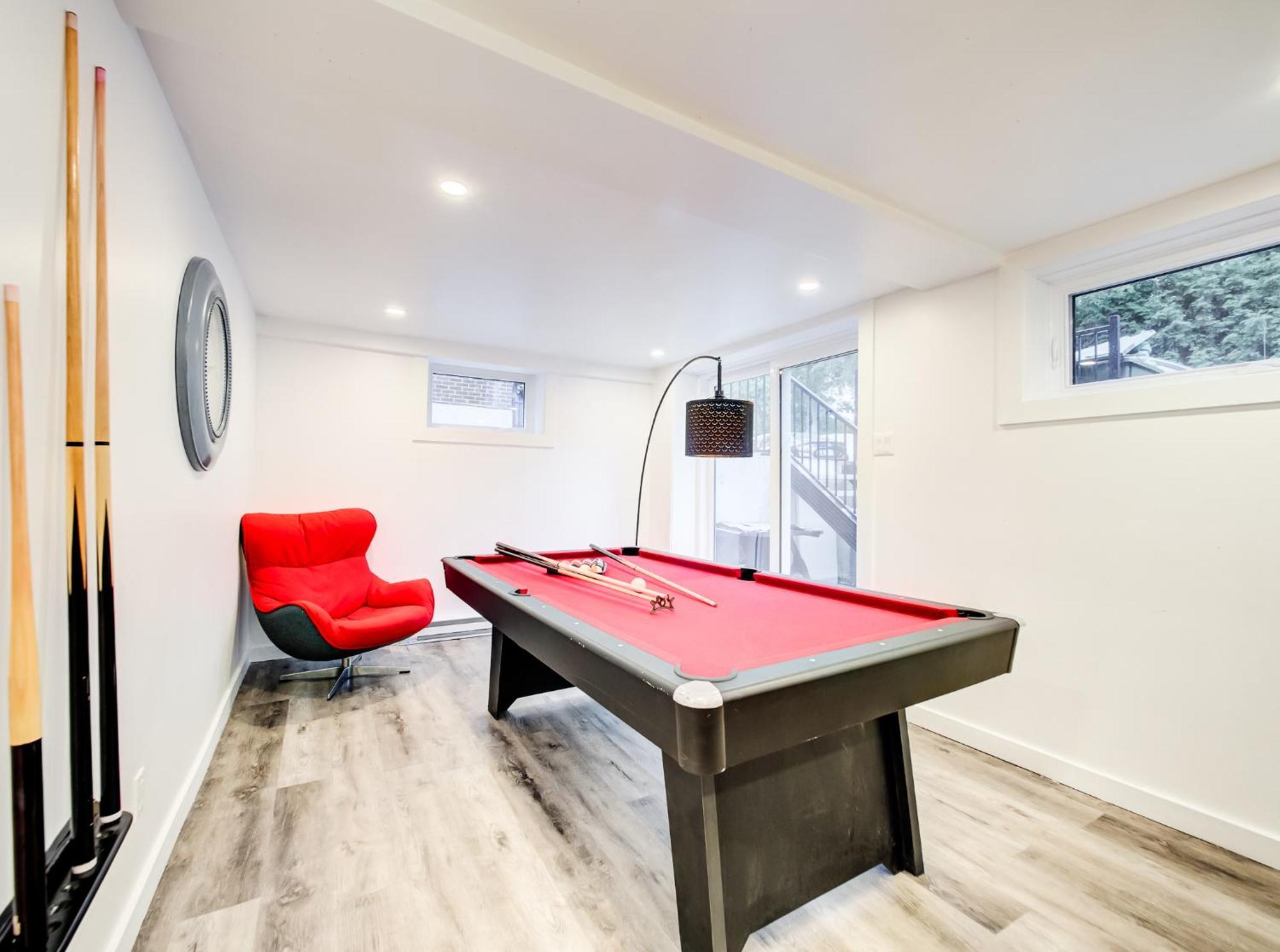 Ndg Spacious 4-br In The Heart Of * Montreal