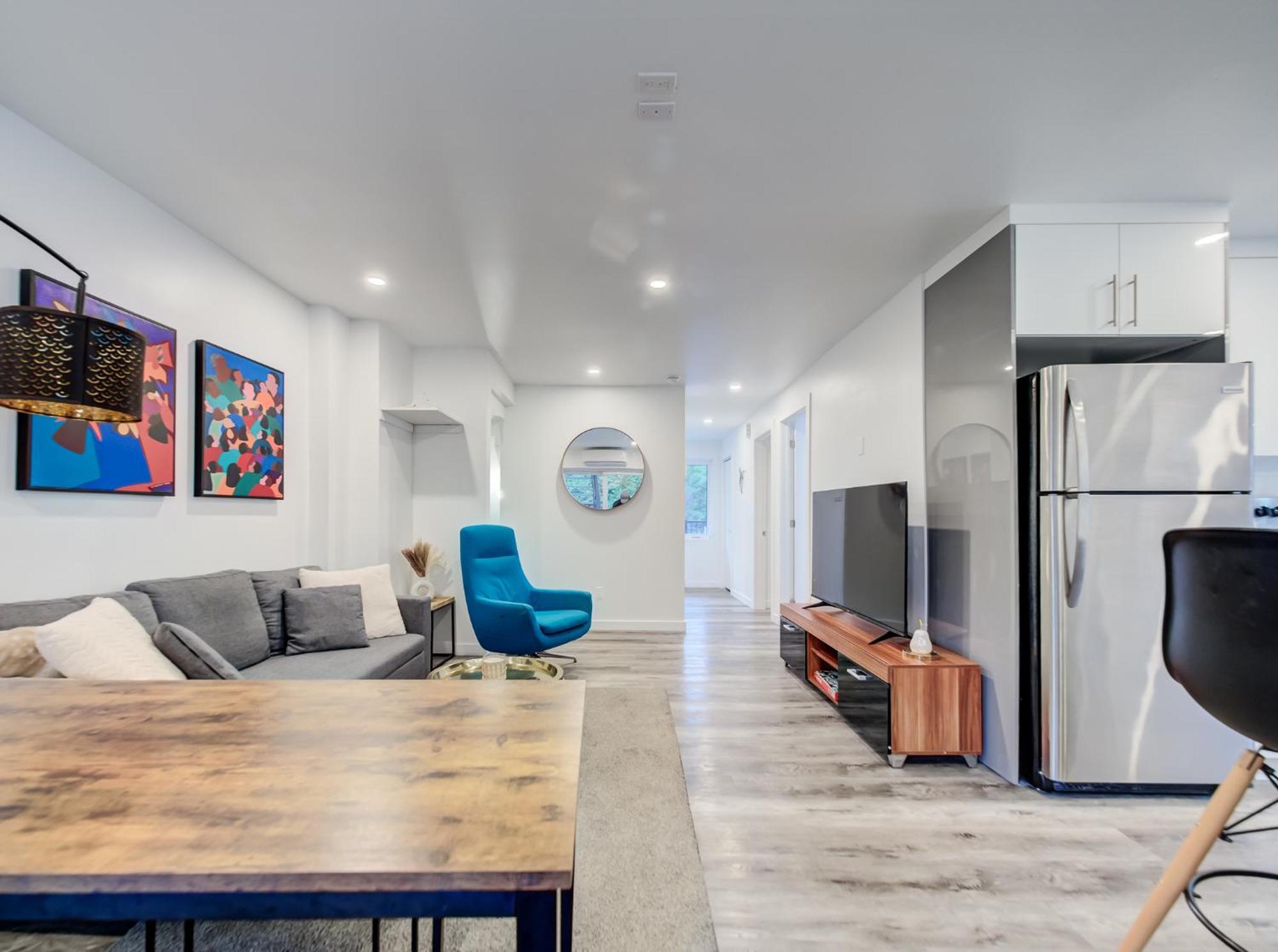 Apartment Ndg Spacious 4-br In The Heart Of *