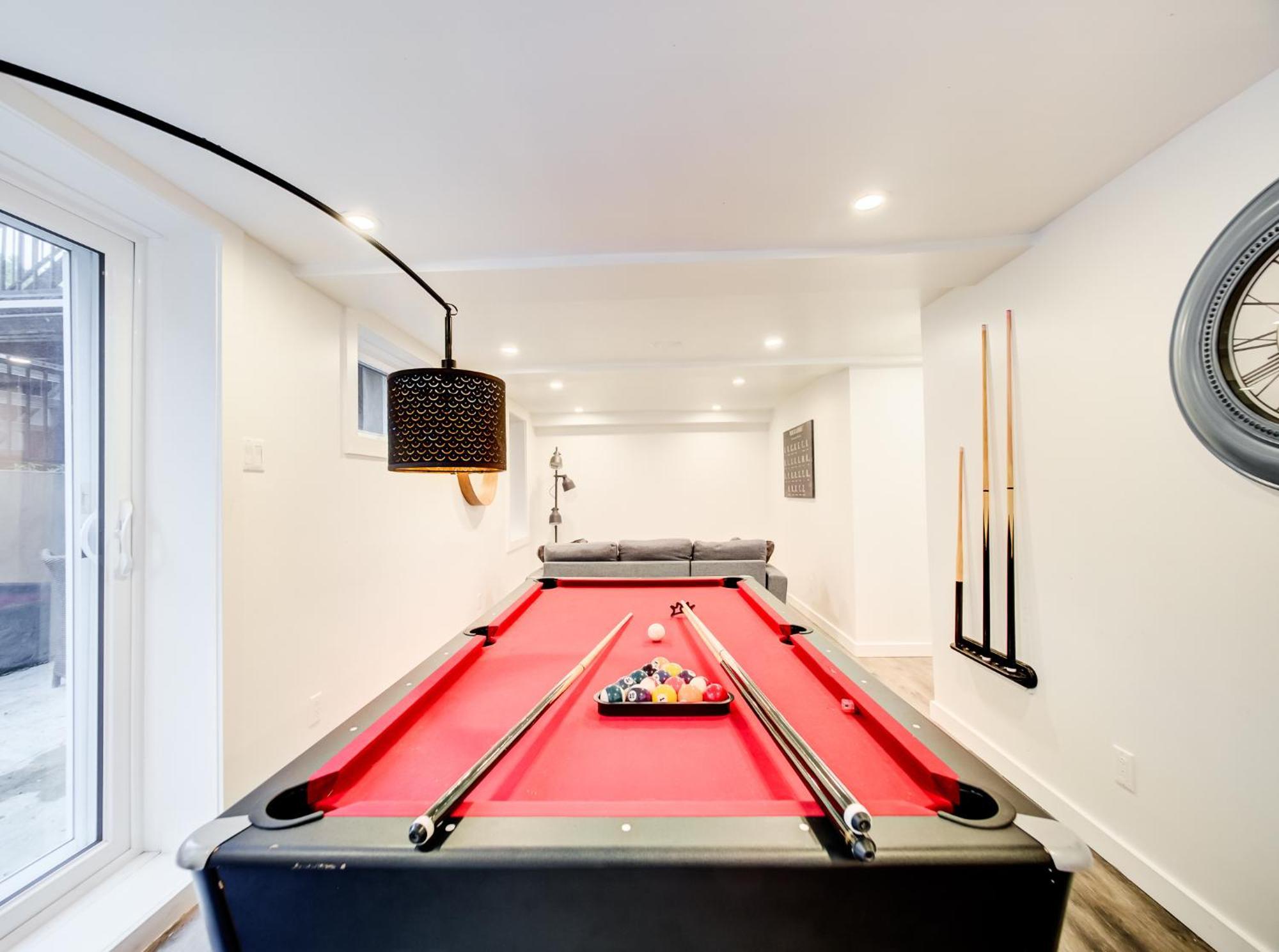 Ndg Spacious 4-br In The Heart Of Apartment Montreal