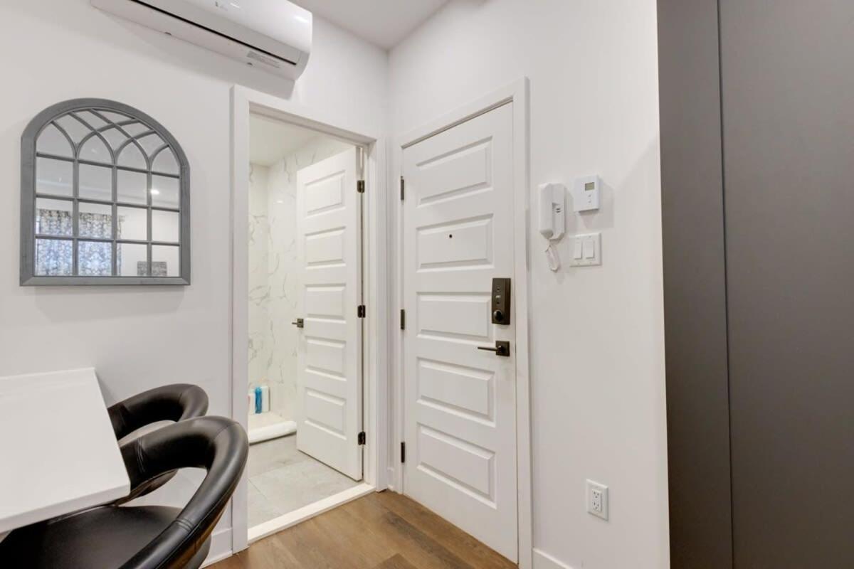 M11 Modern Comfy Wac In Plateaumile-end