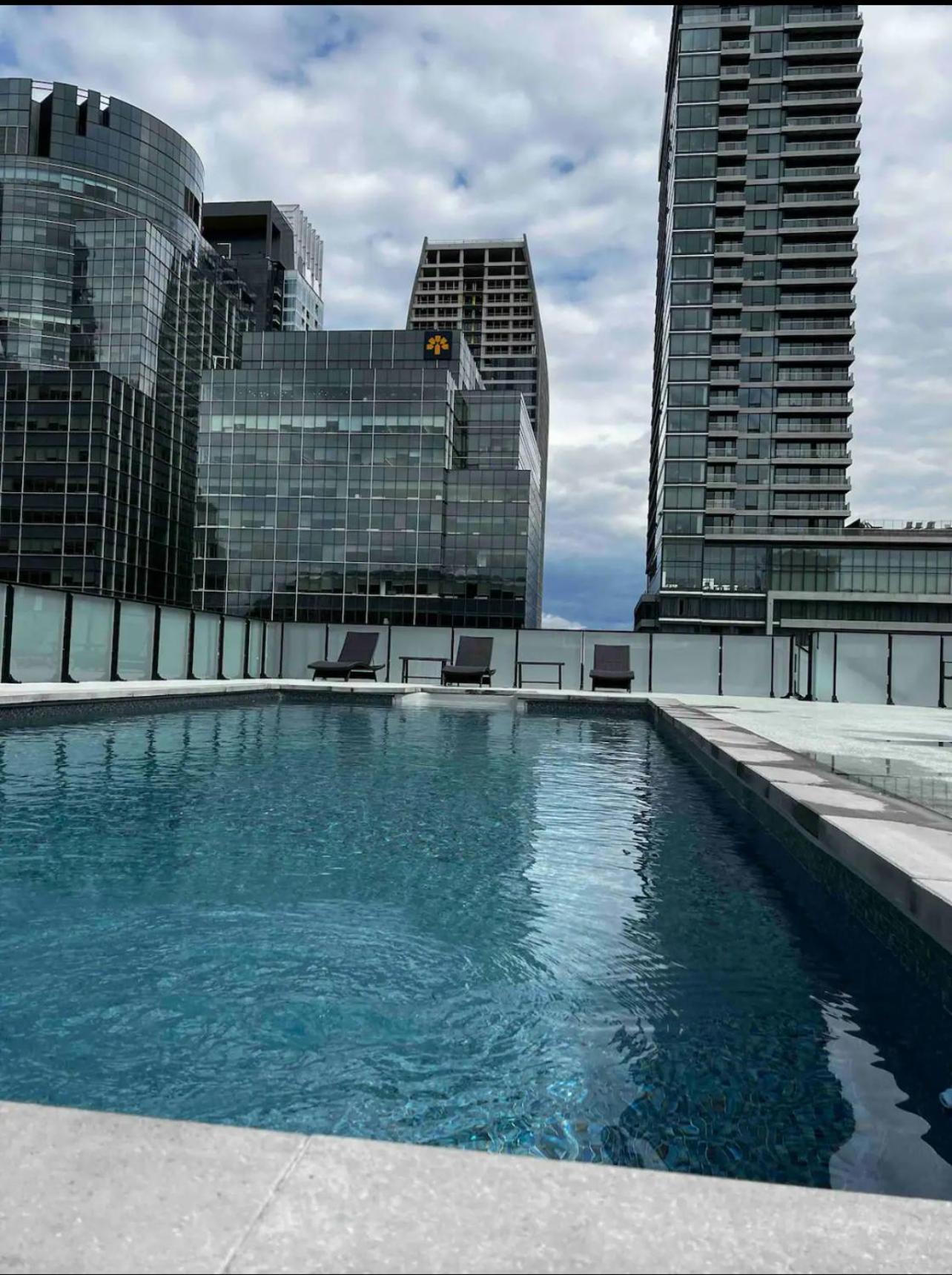 Apartment In The Heart Of Downtown