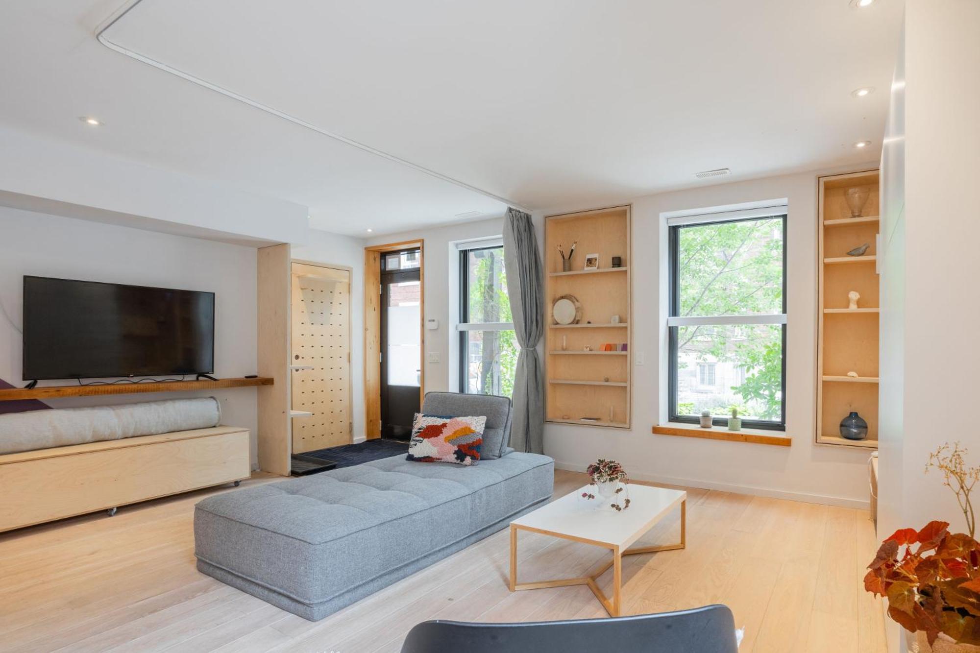 Apartment Chez Moi, Mtl Cozy -Plateau- Superbe Stay- 2 Nice Beds *