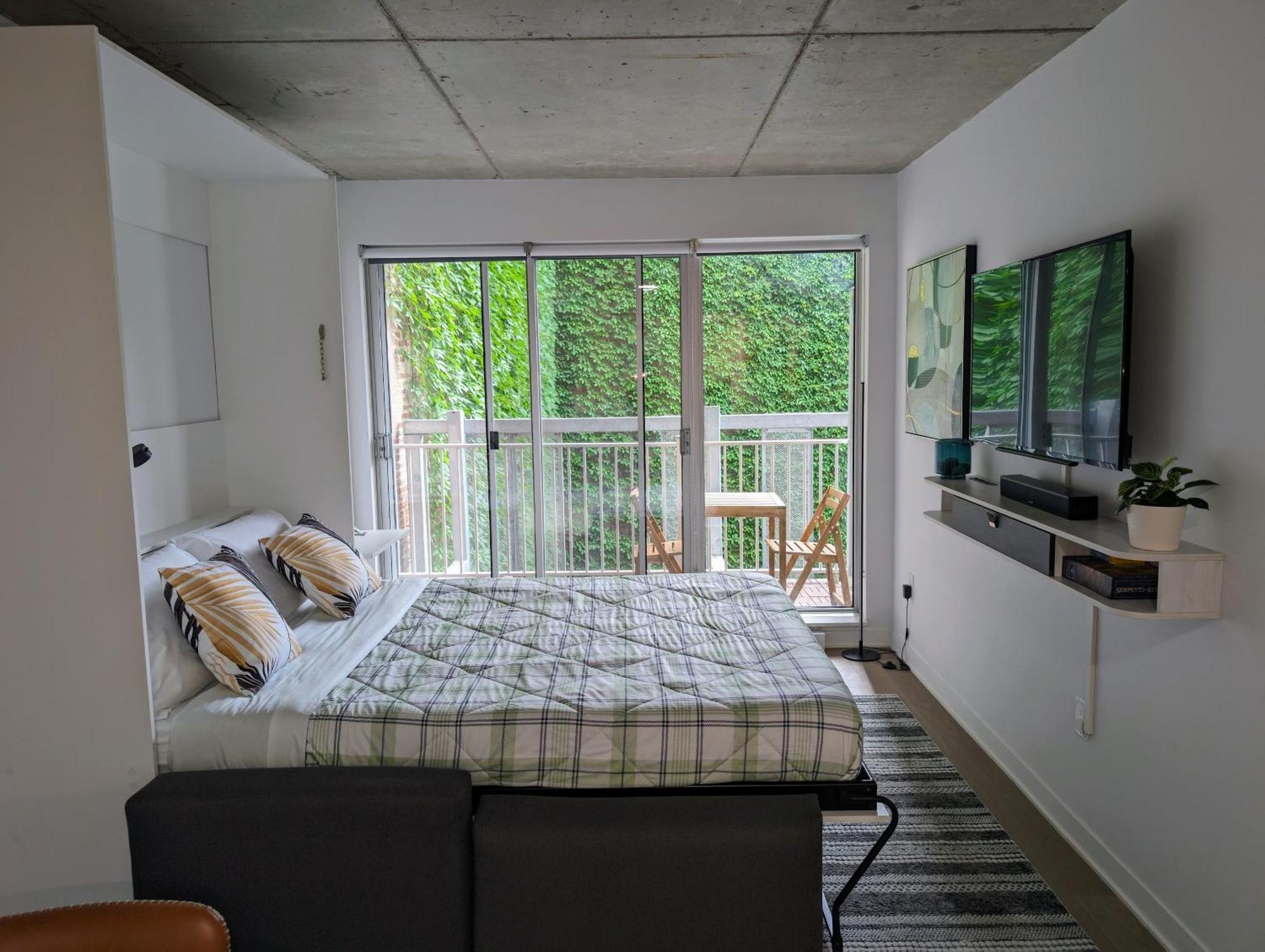 Apartment Cozy In Montreal's Quartier Des Spectacles Montreal