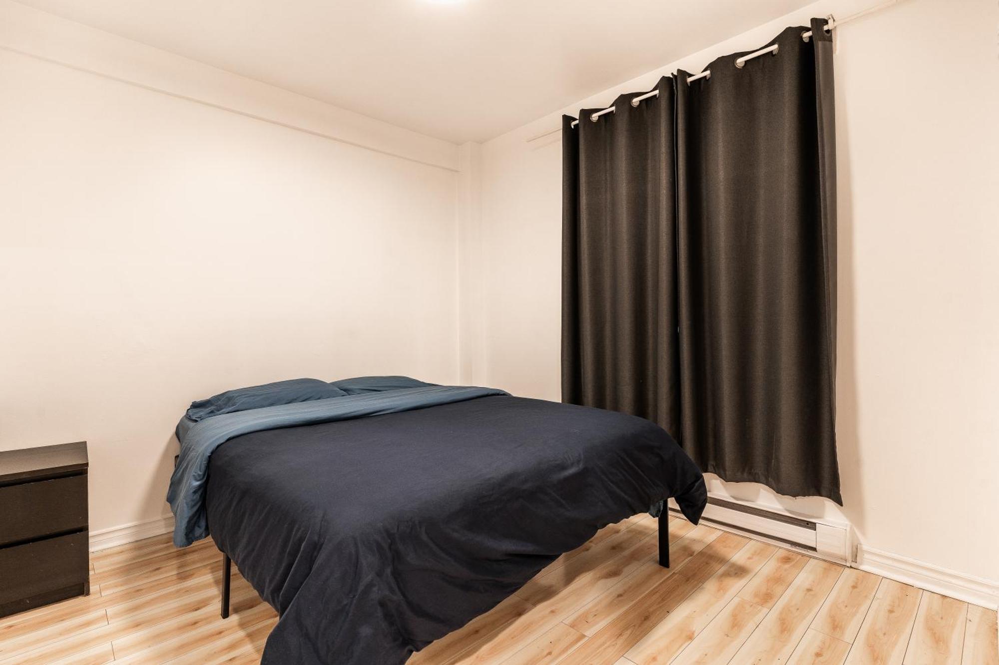 Cozy 1 Bedroom - 107 Apartment *