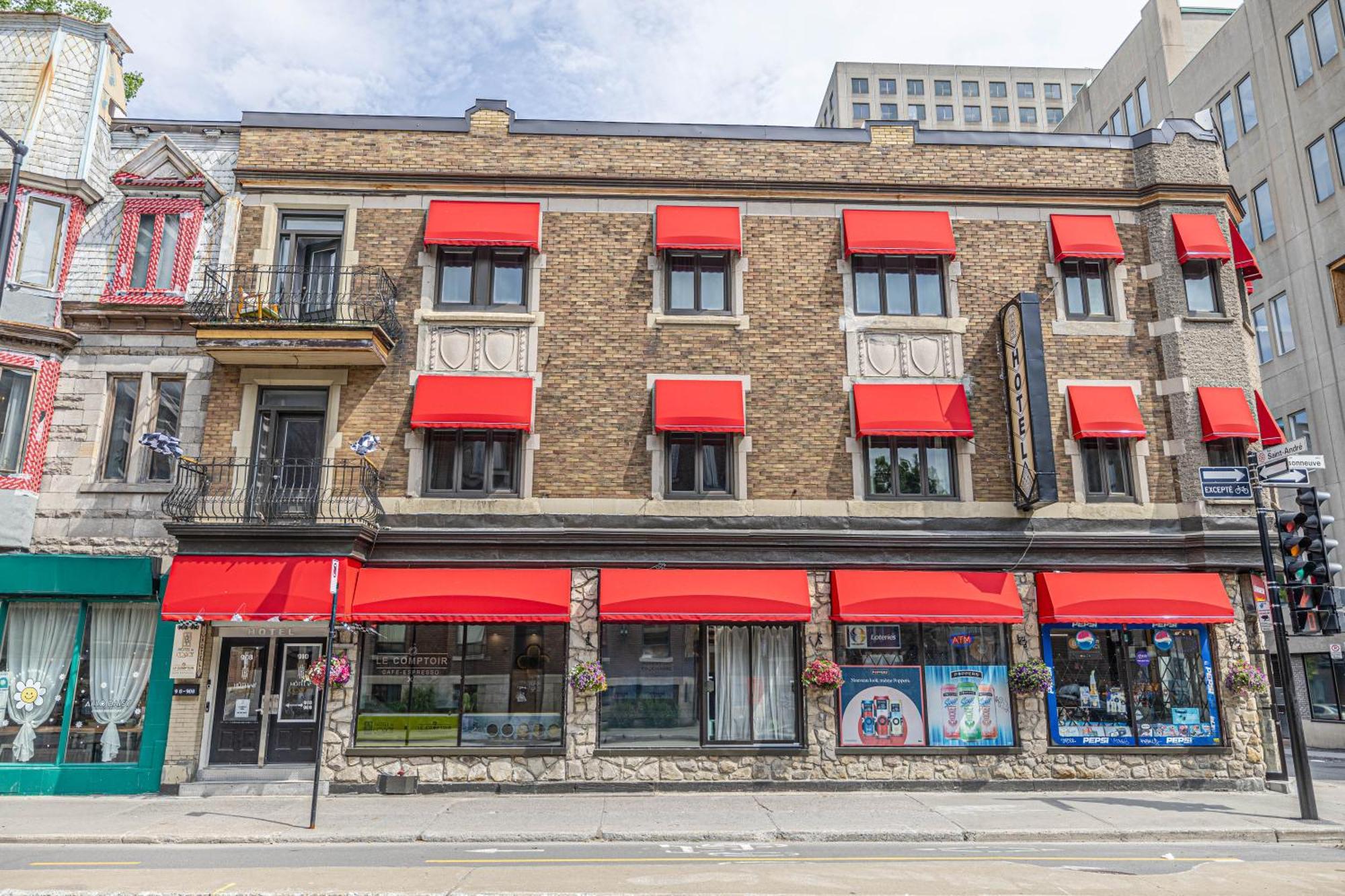 Hotel Le Coach Montreal