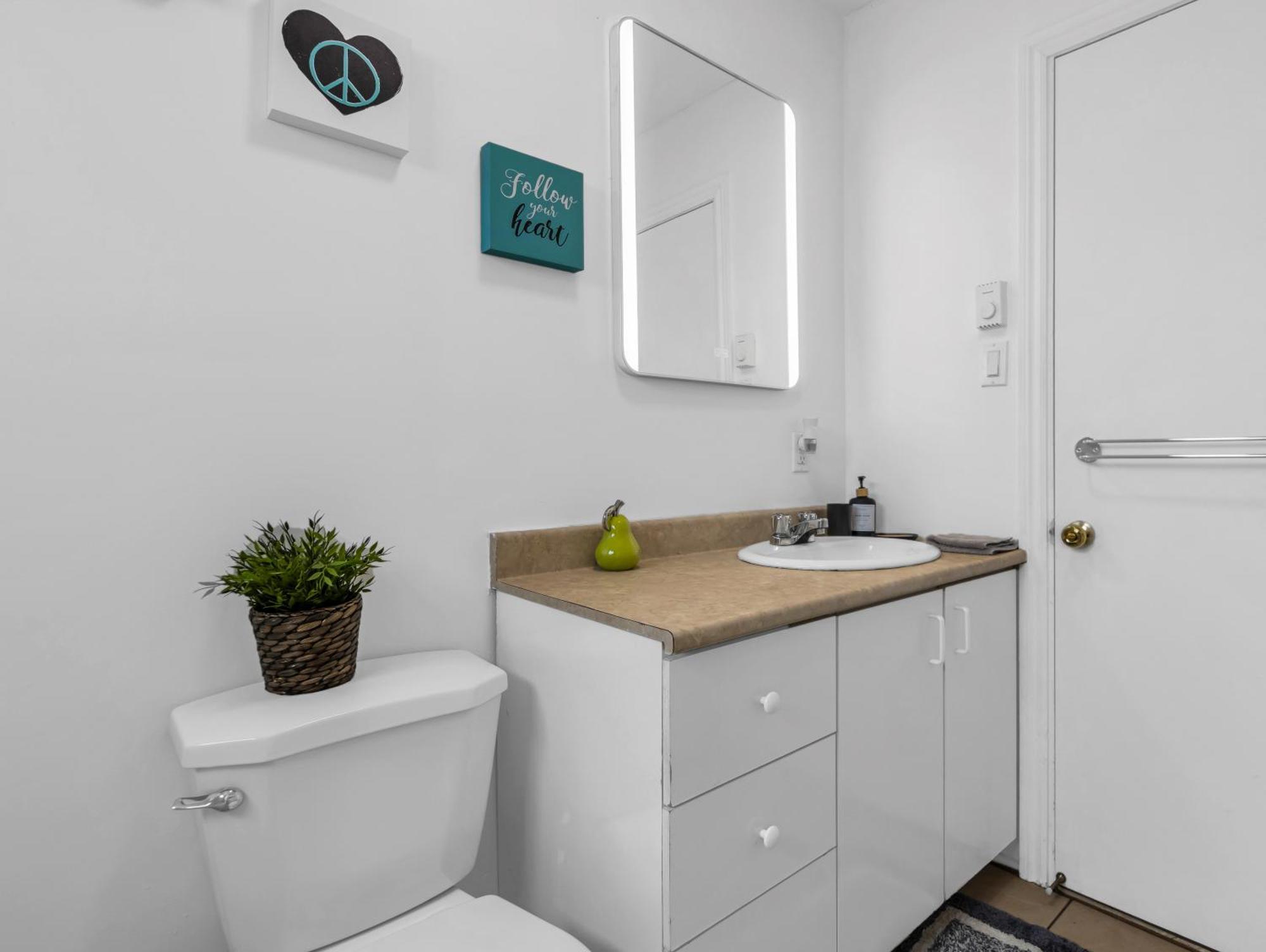 Cozy 3 Bedrooms *