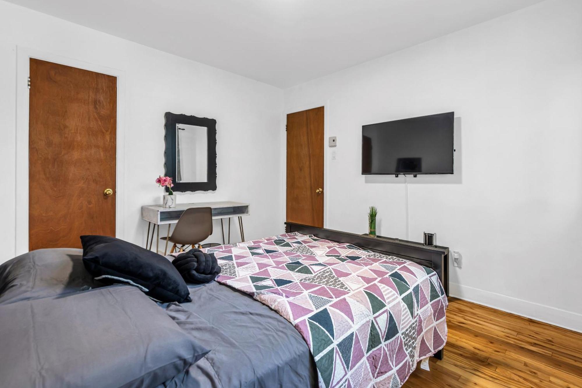 Cozy 3 Bedrooms Montreal