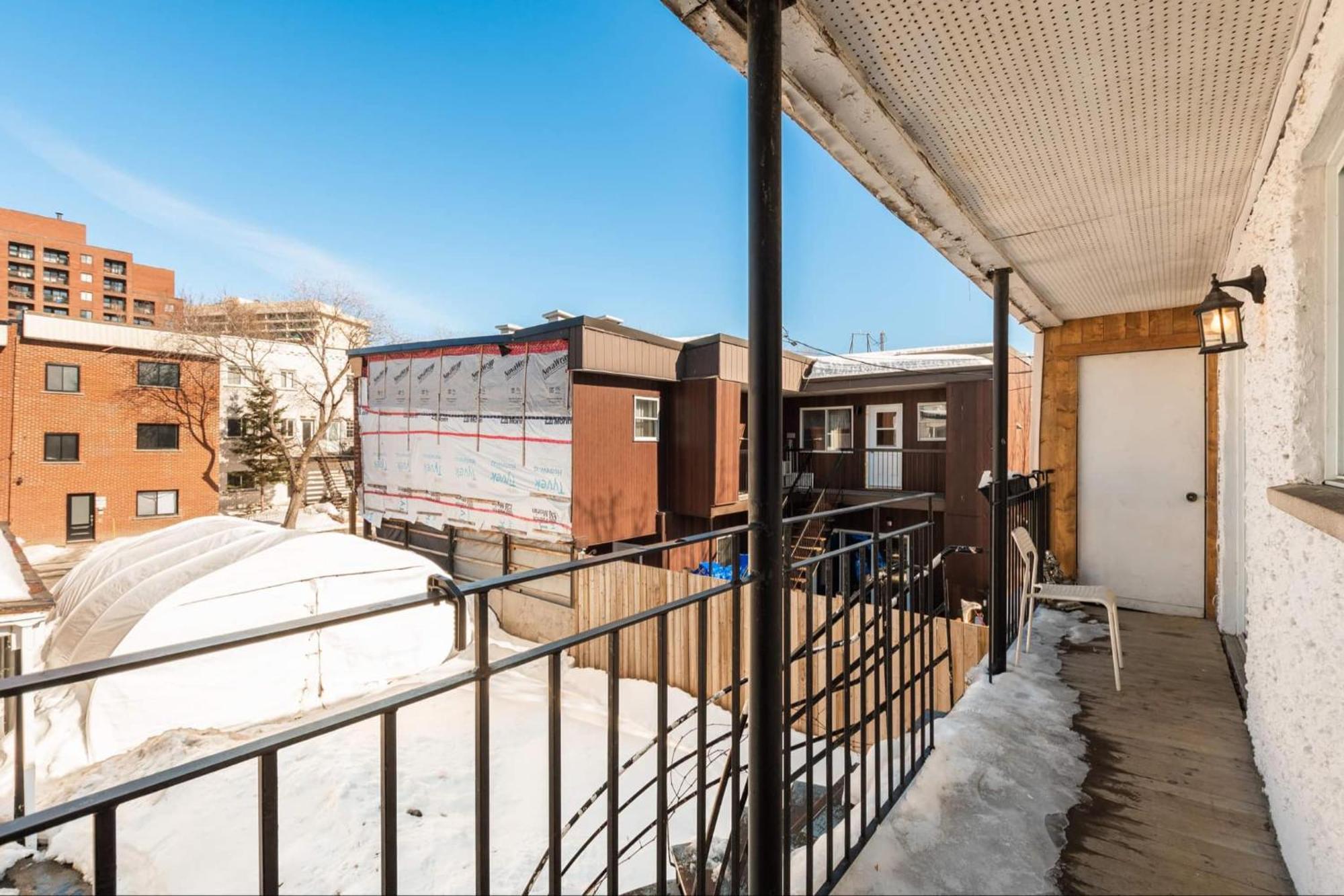 2 Bedroom In * Montreal