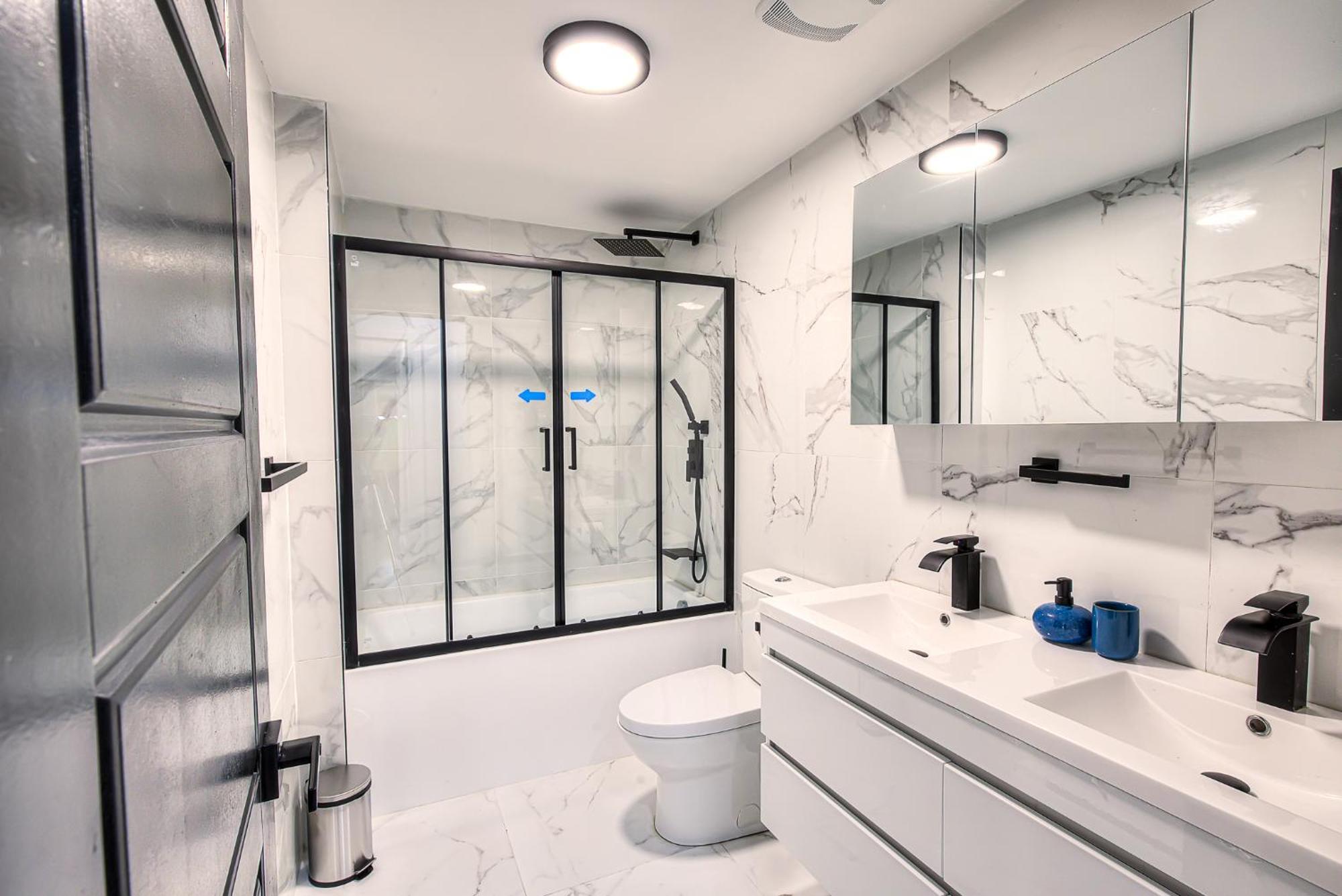 Ndg Dreams! New & Modern 3br Easy Life Apartment Montreal