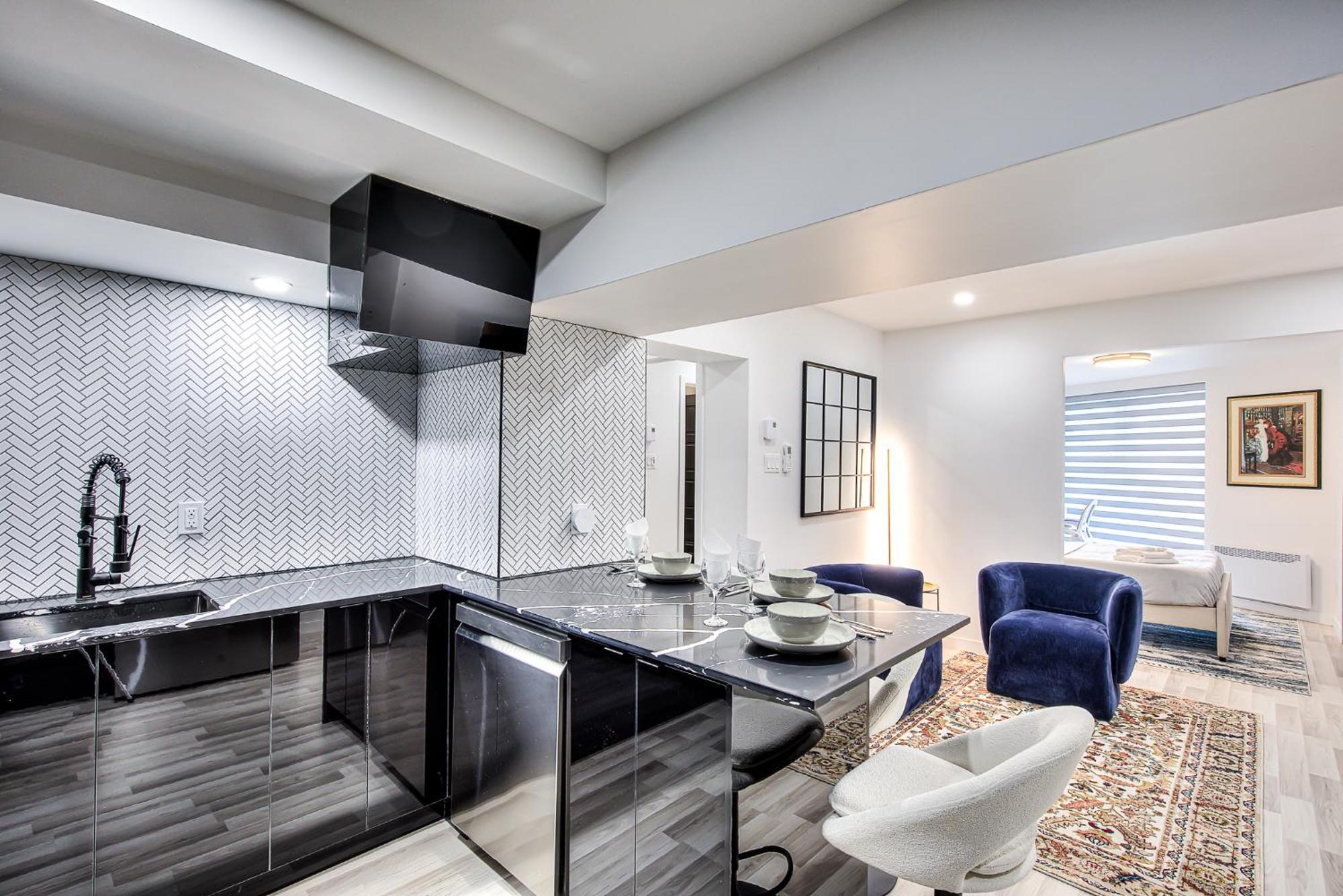 Ndg Dreams! New & Modern 3br Easy Life Apartment Montreal