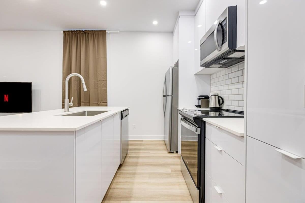 Stunning & Stylish 3br With Sofa Bed Near Little Italy Apartment *