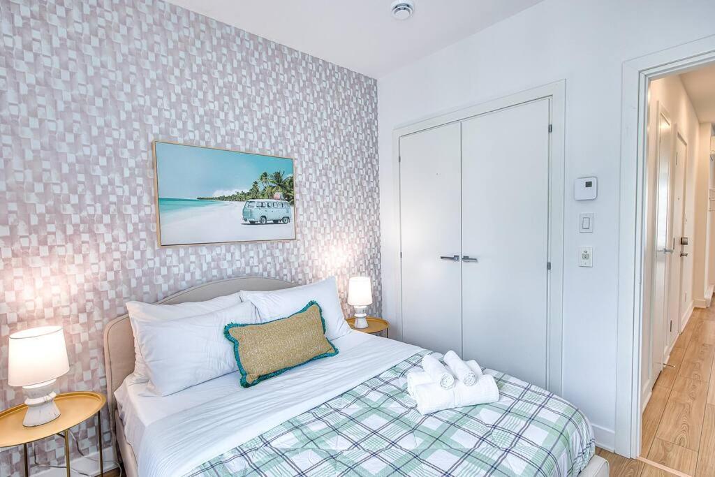Beautiful & New! Renovated For Your Style Comfort Apartment Montreal