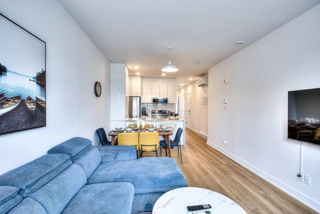Beautiful & New! Renovated For Your Style Comfort Apartment *