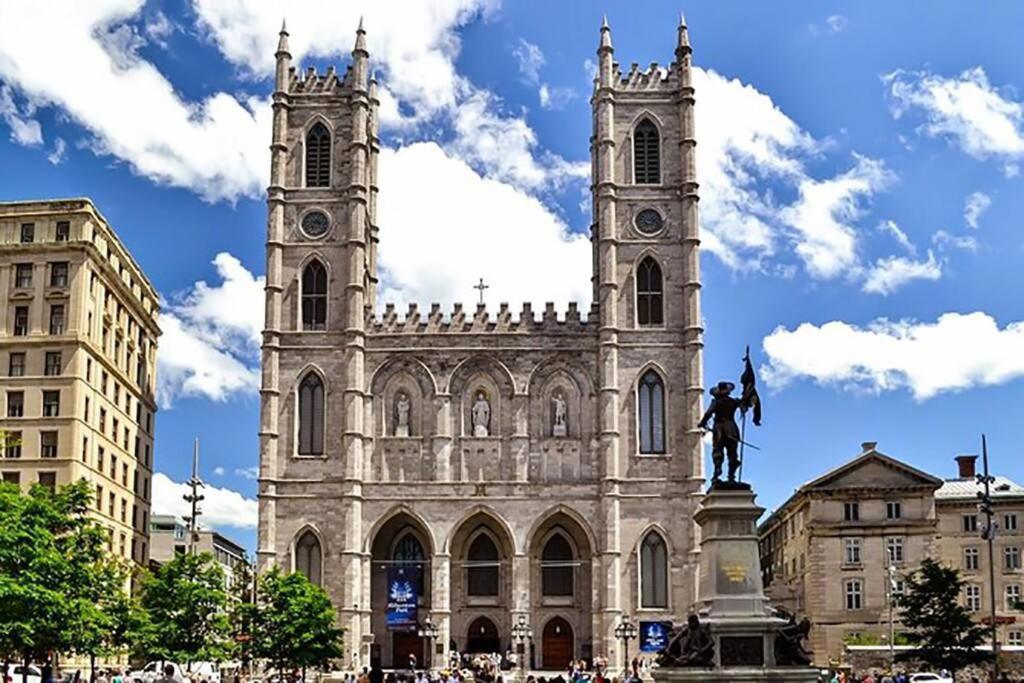 Beautiful & New! Renovated For Your Style Comfort Montreal