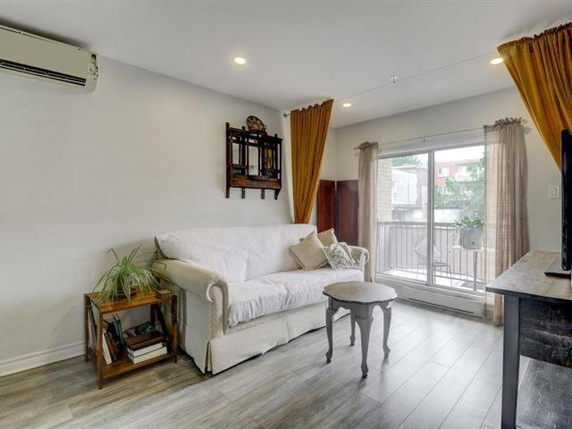Cozy Shared In Area Homestay Montreal