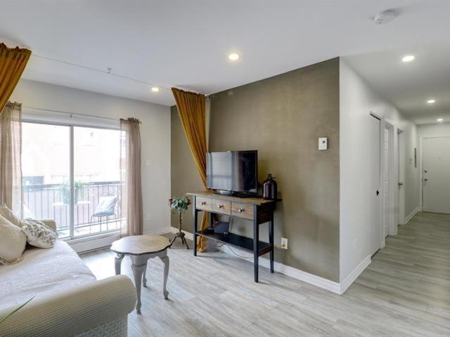 Cozy Shared In Area