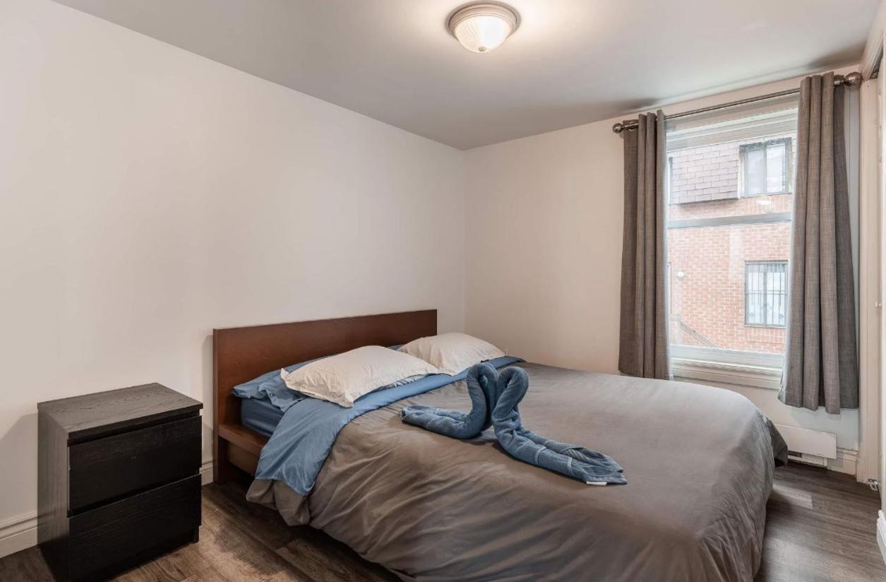 2 Bedroom In *