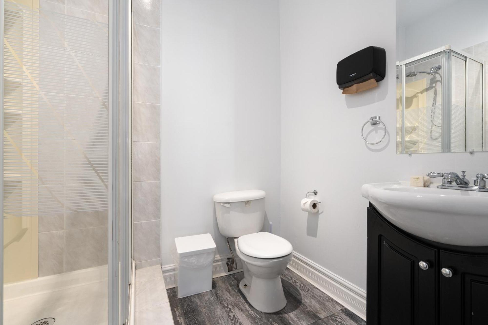Boutique Lofts Notre Dame - Vieux Apartment Montreal