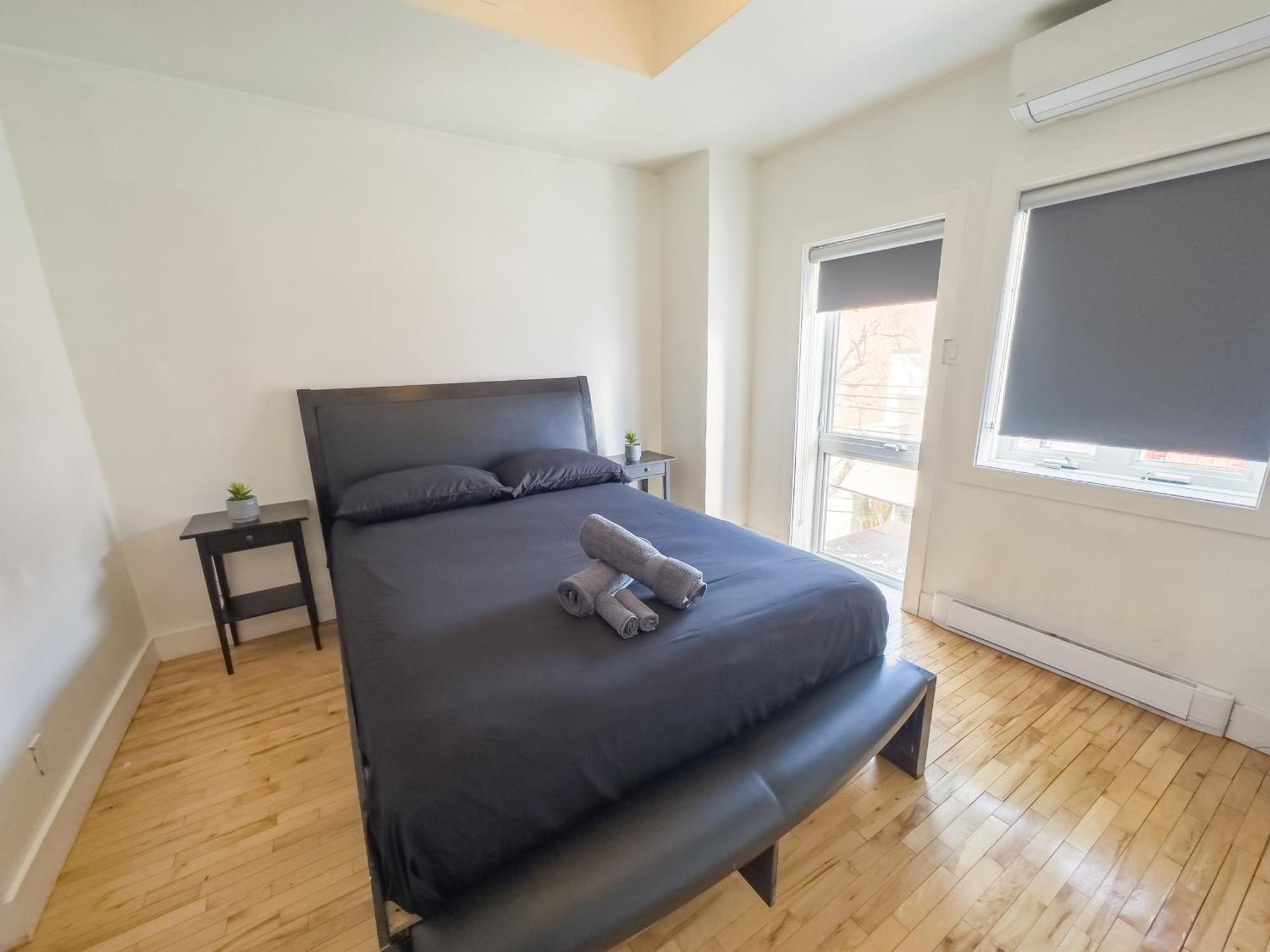 Luxury 5-bedroom Pool Table 5 Min From Jarry Metro