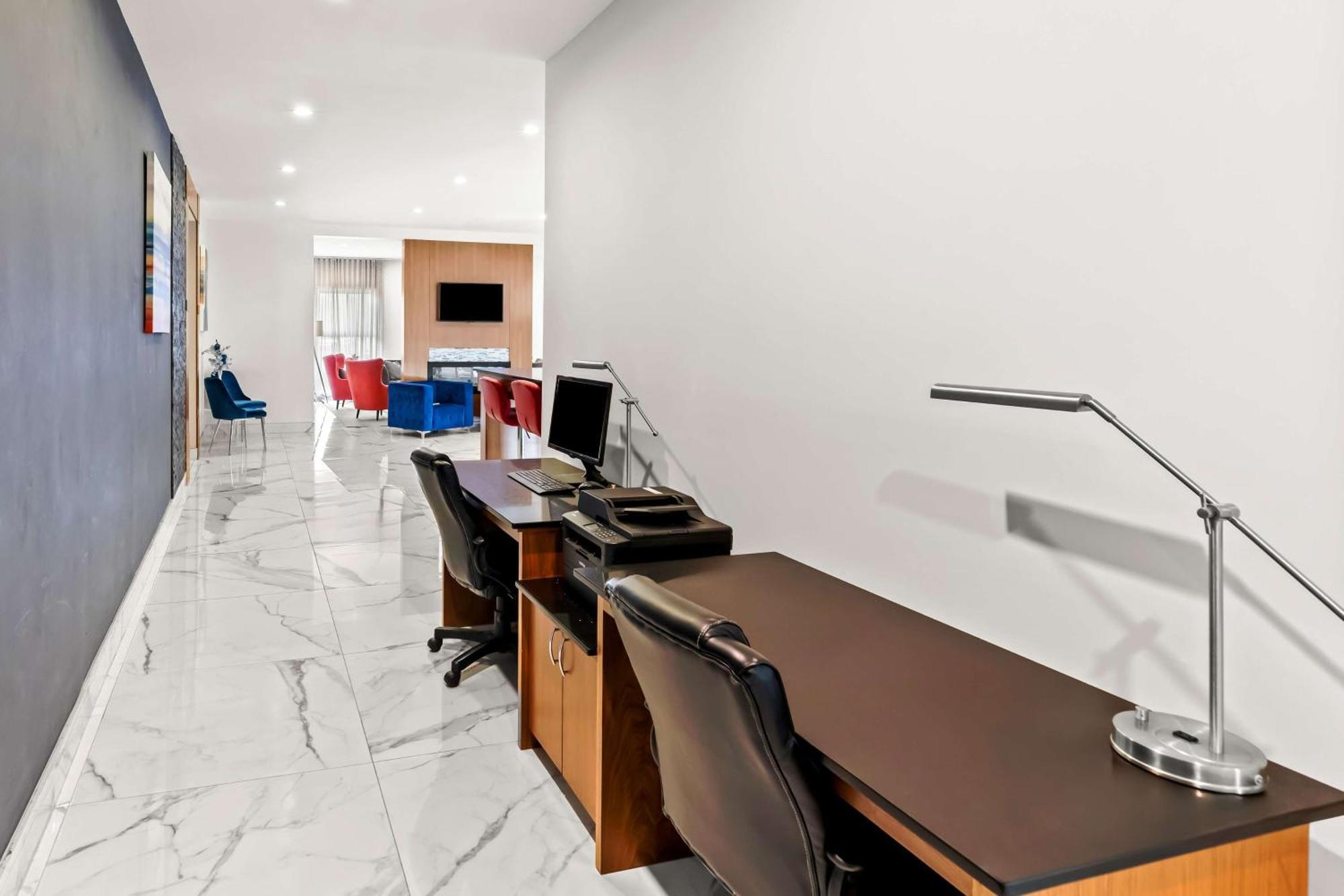 Western East Hotel Montreal