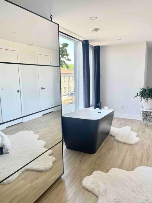 Apartment Nouveau Loft De Luxe - Terrasse Privee Montreal