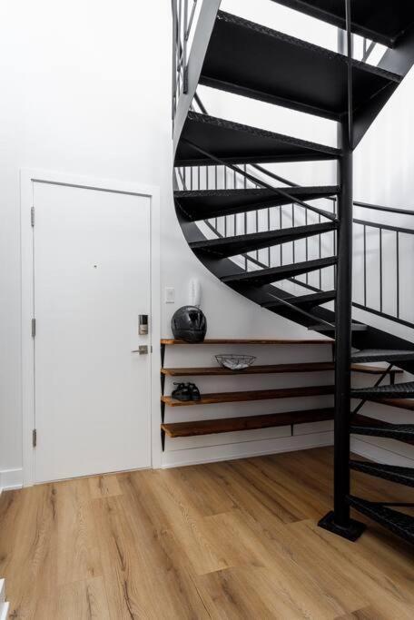 Nouveau Loft De Luxe - Terrasse Privee * Montreal