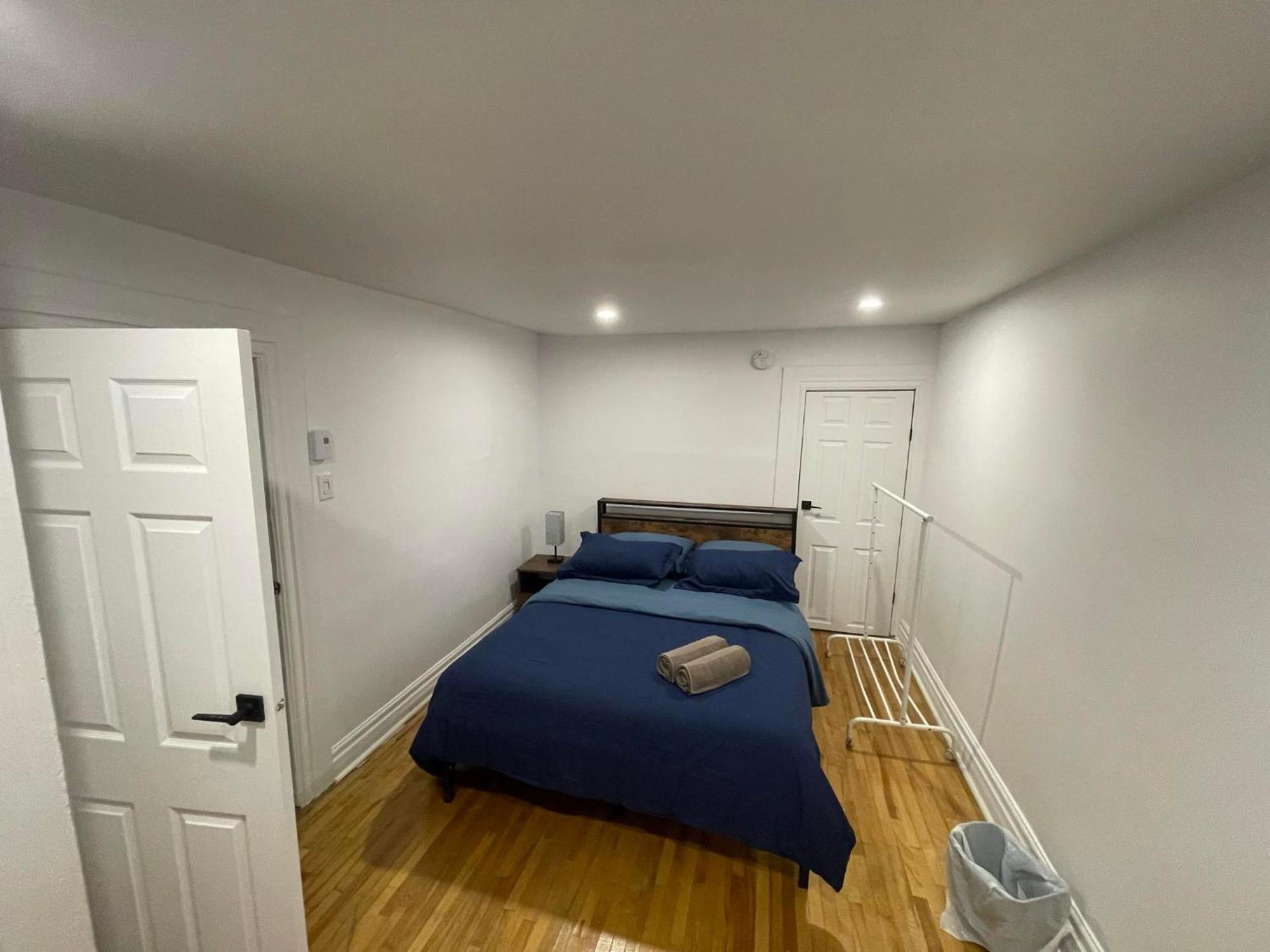 3944 Sainte Emilie * Montreal