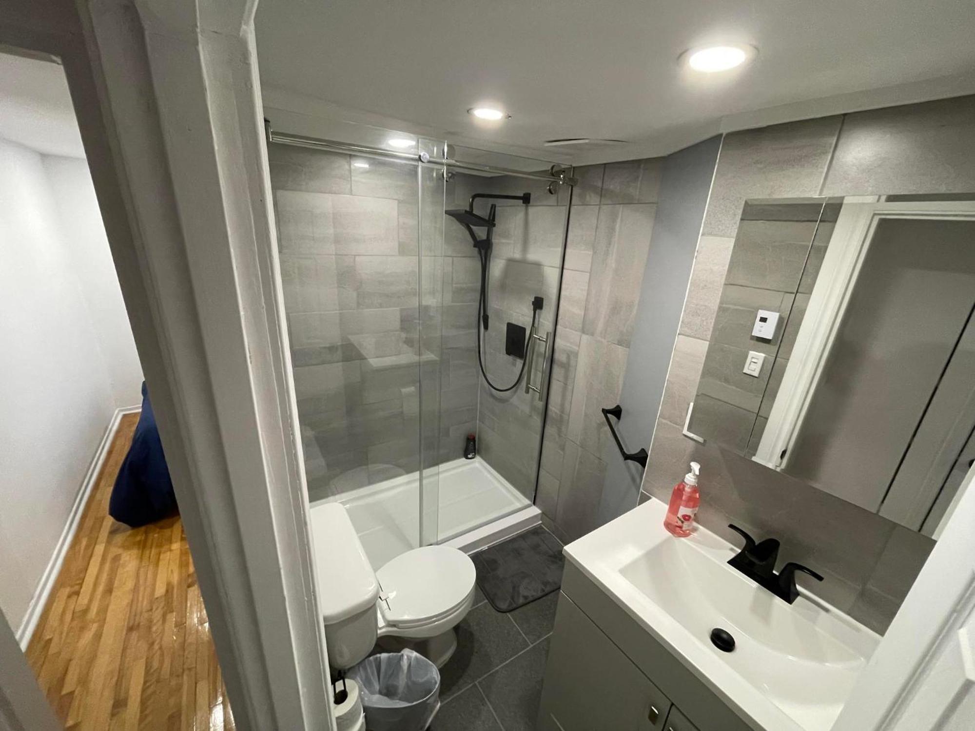 3944 Sainte Emilie Apartment *