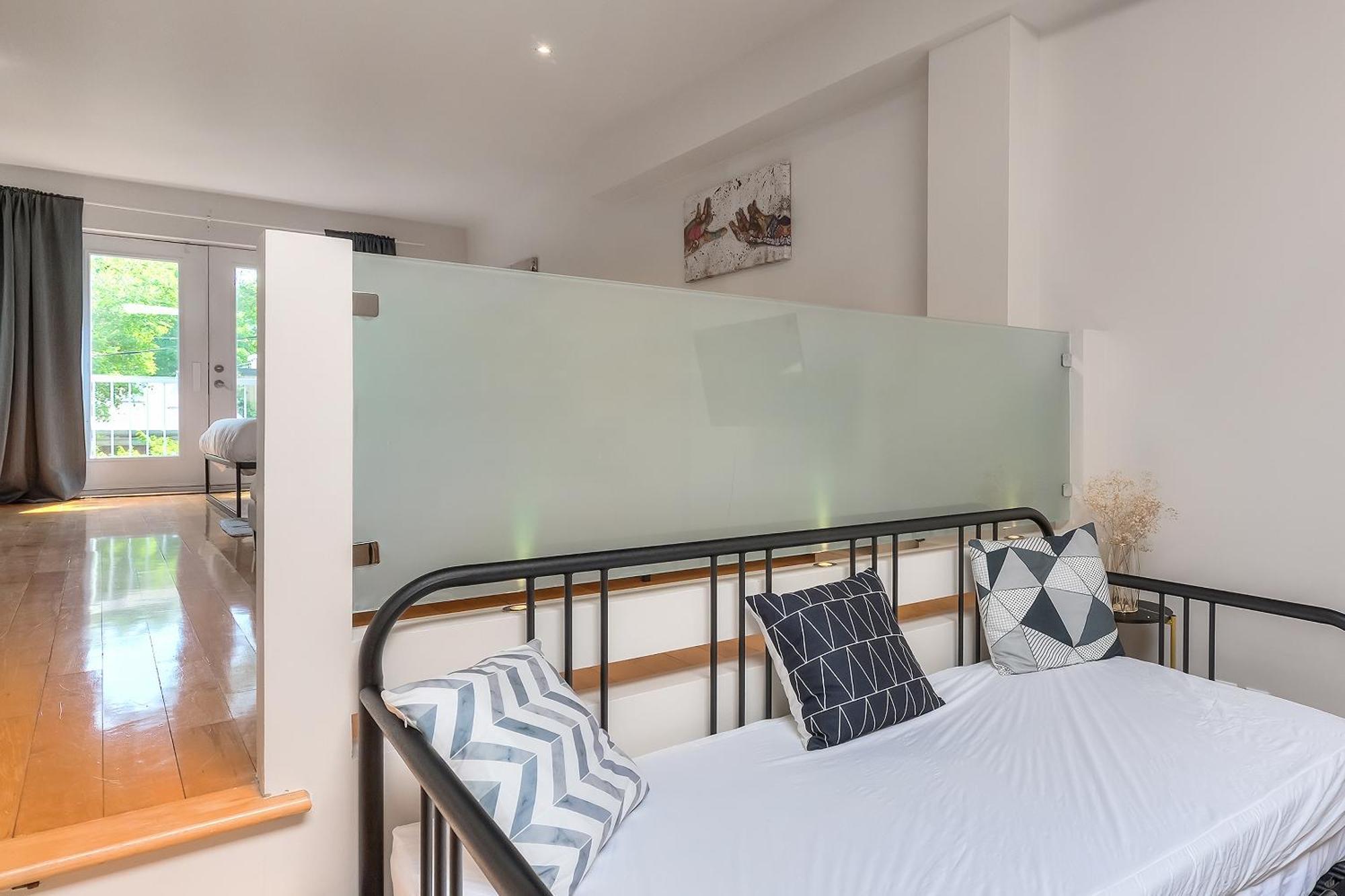 Loft The White Pearl Plateau-mont-royal 3 Beds Apartment *