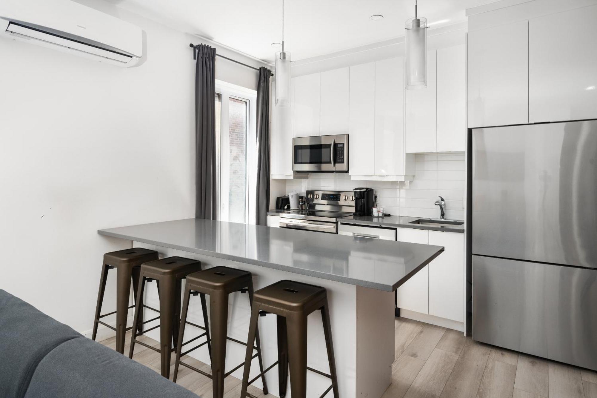 Parc Appartements-lux Apartment Montreal