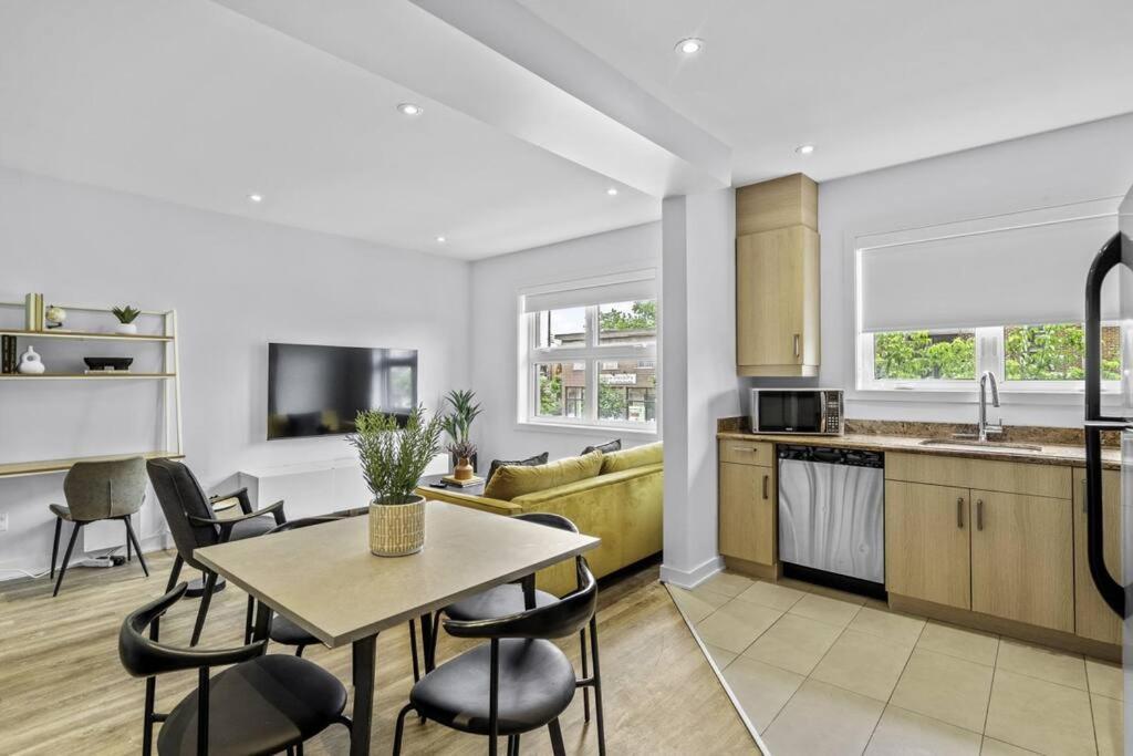 Apartment Stylish 2 Bedroom Haven By Jean Talon Market *