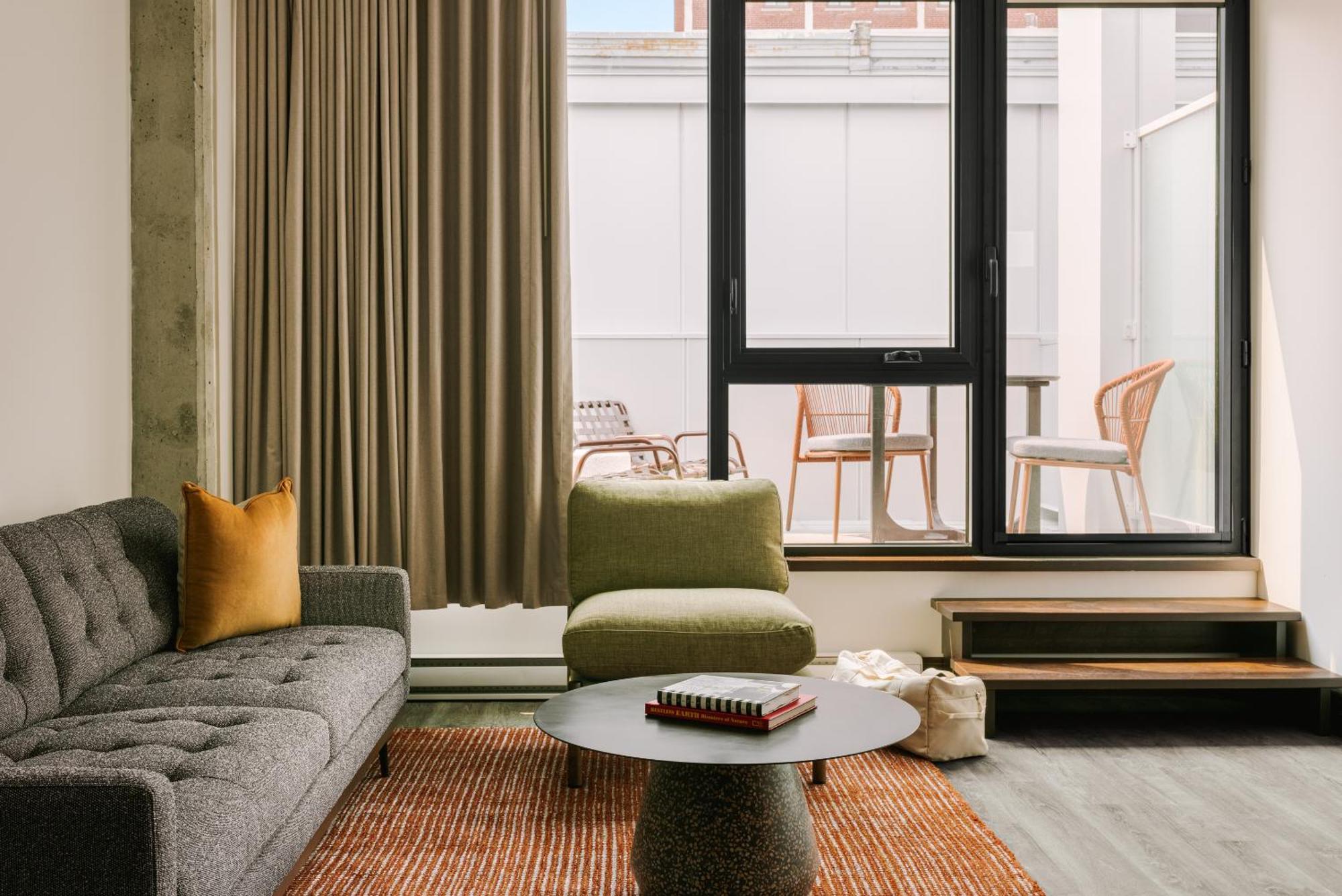 Aparthotel Sonder Lambert 3*