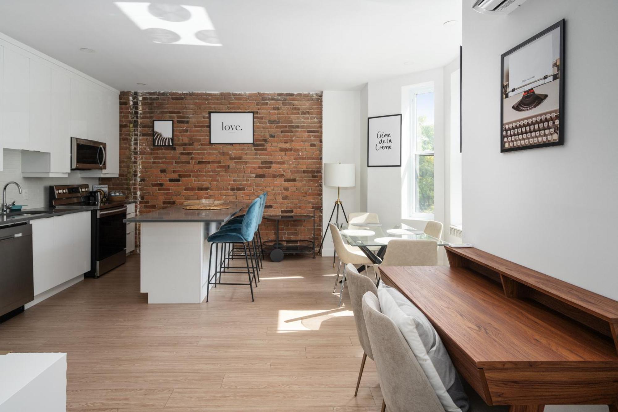 Apartment Parc Appartements-lux Montreal