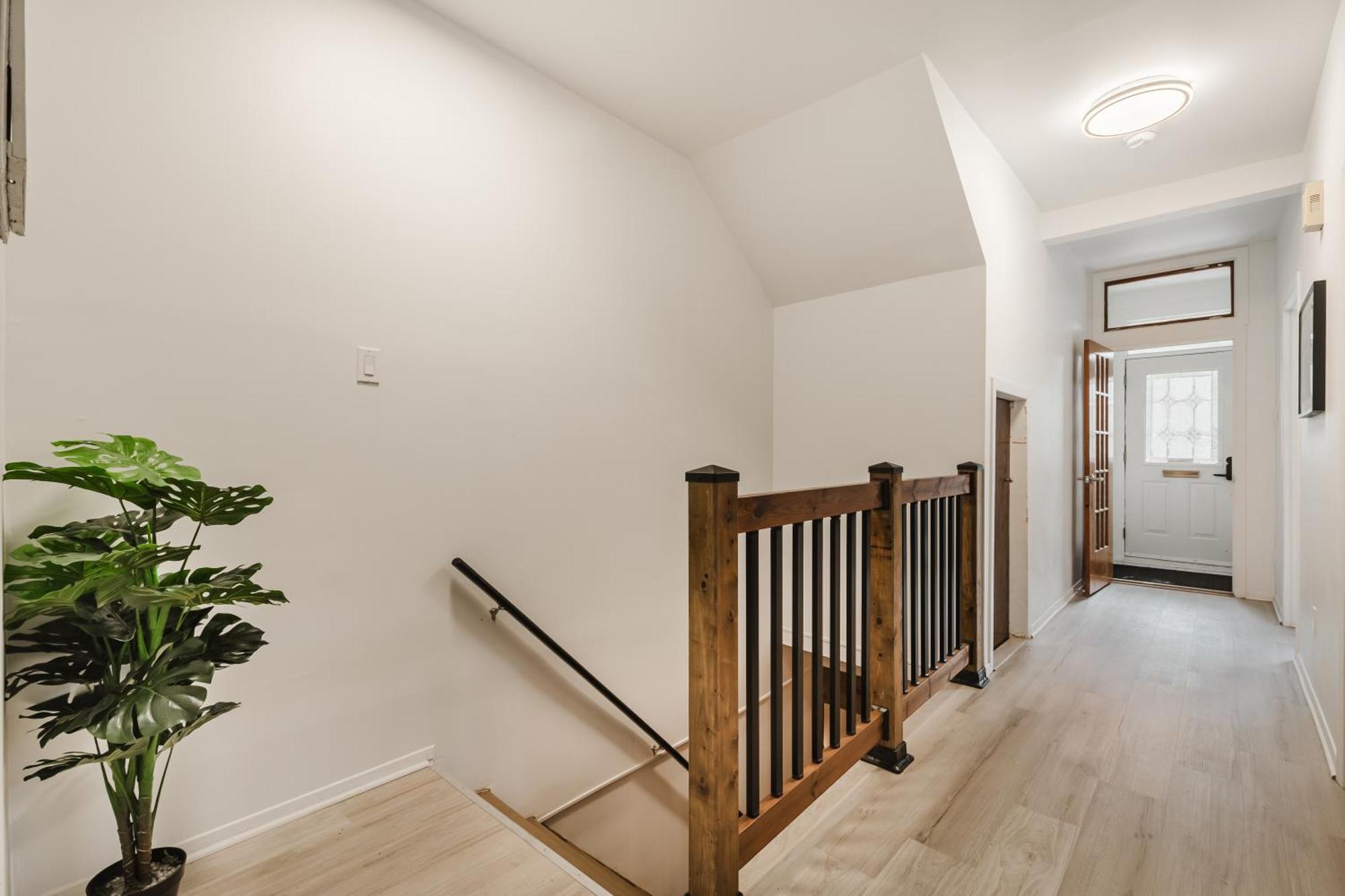 Casakaia Cozy 2 Bdr With Backyard And Parking * Montreal