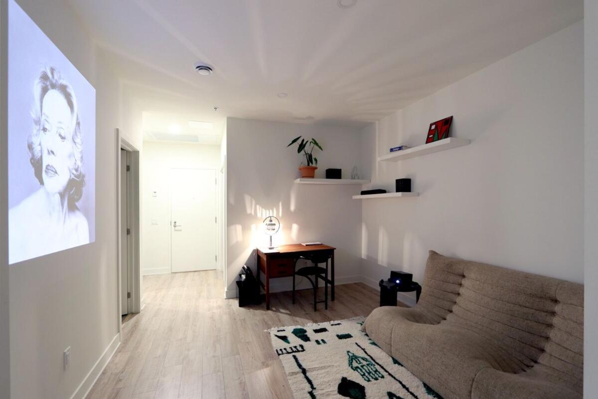 Apartment De Luxe Avec Piscine *