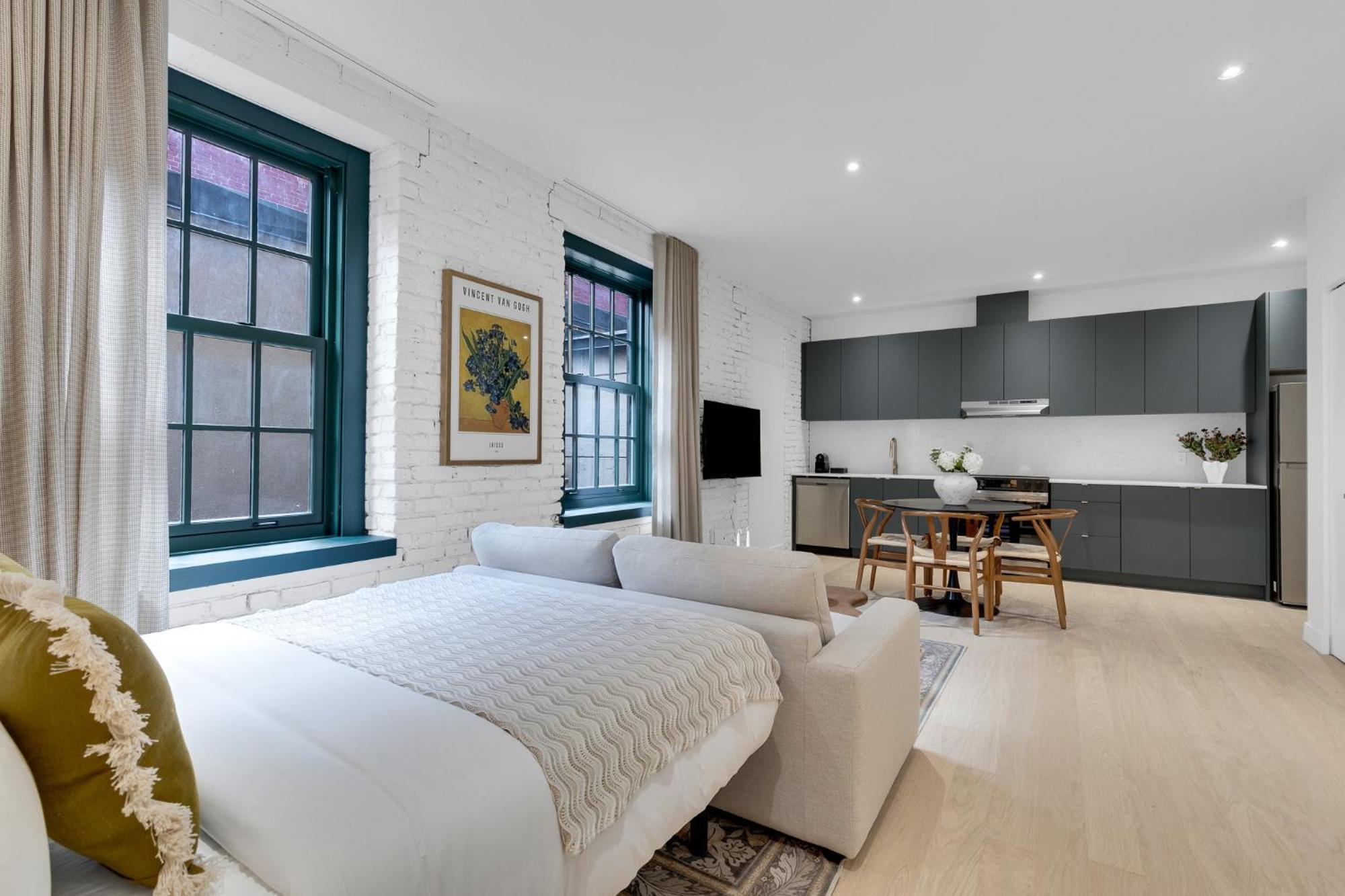 The Mercer Boutique Aparthotel Montreal
