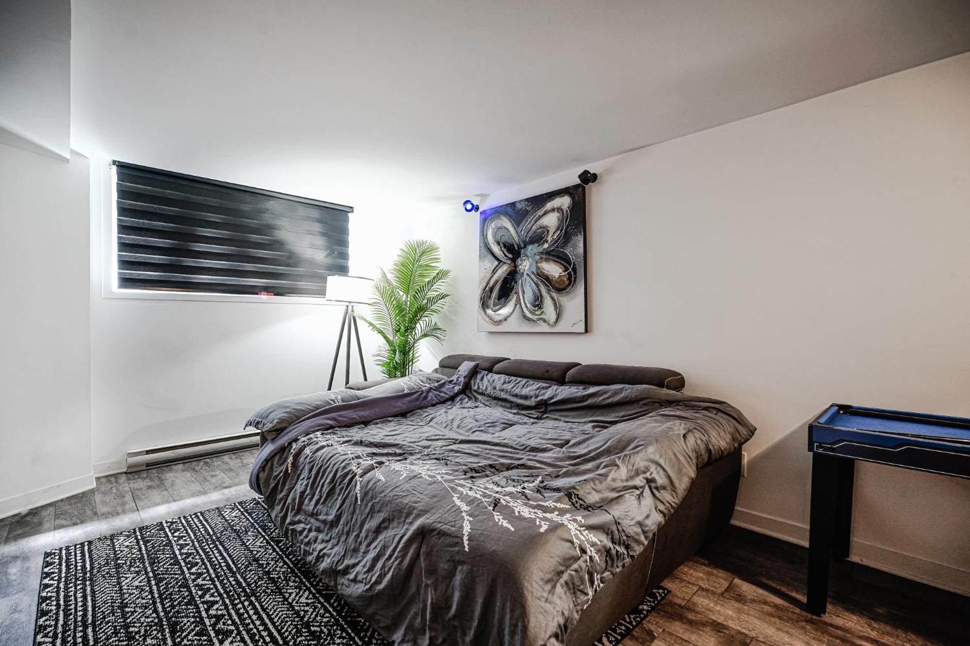 Apartment Elegant Familial Montreal