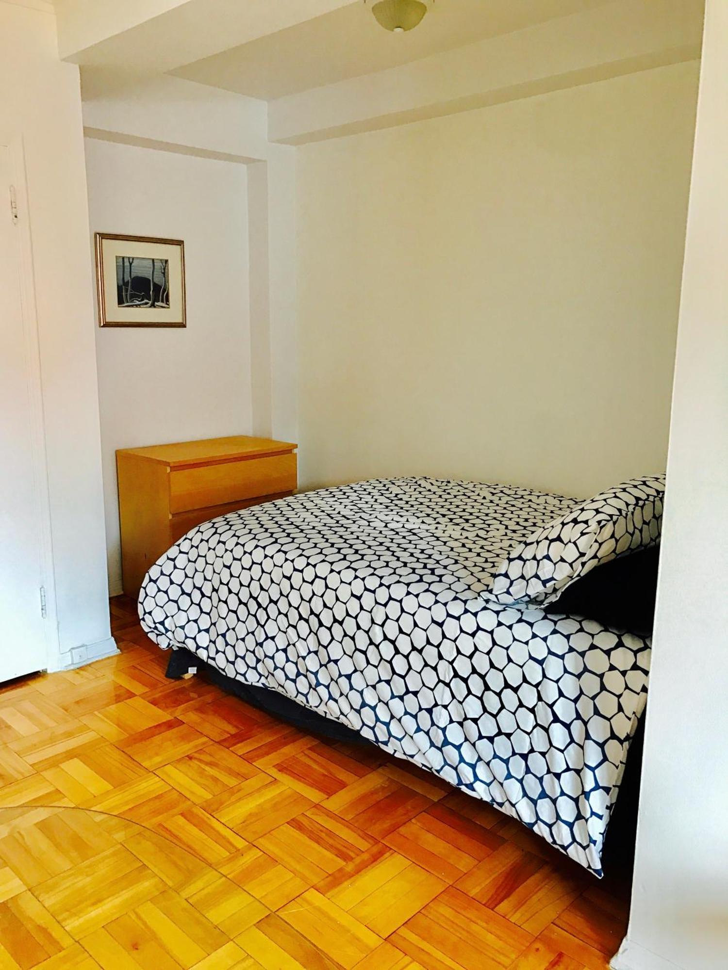 Stylish Comfortable In The Golden Square Mile