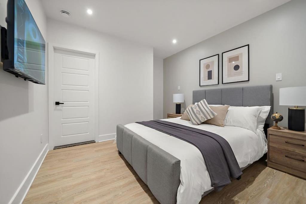 511 Place D'armes 3br 62 Apartment