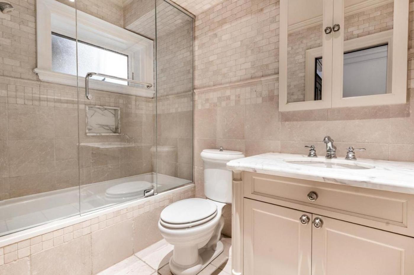 Beautiful Downtown Studio - A Apartment *