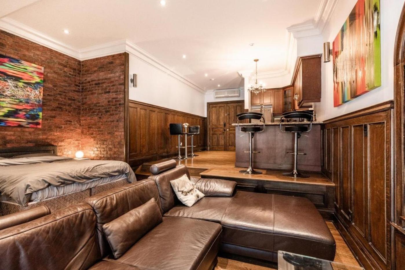 Beautiful Downtown Studio - A Apartment Montreal